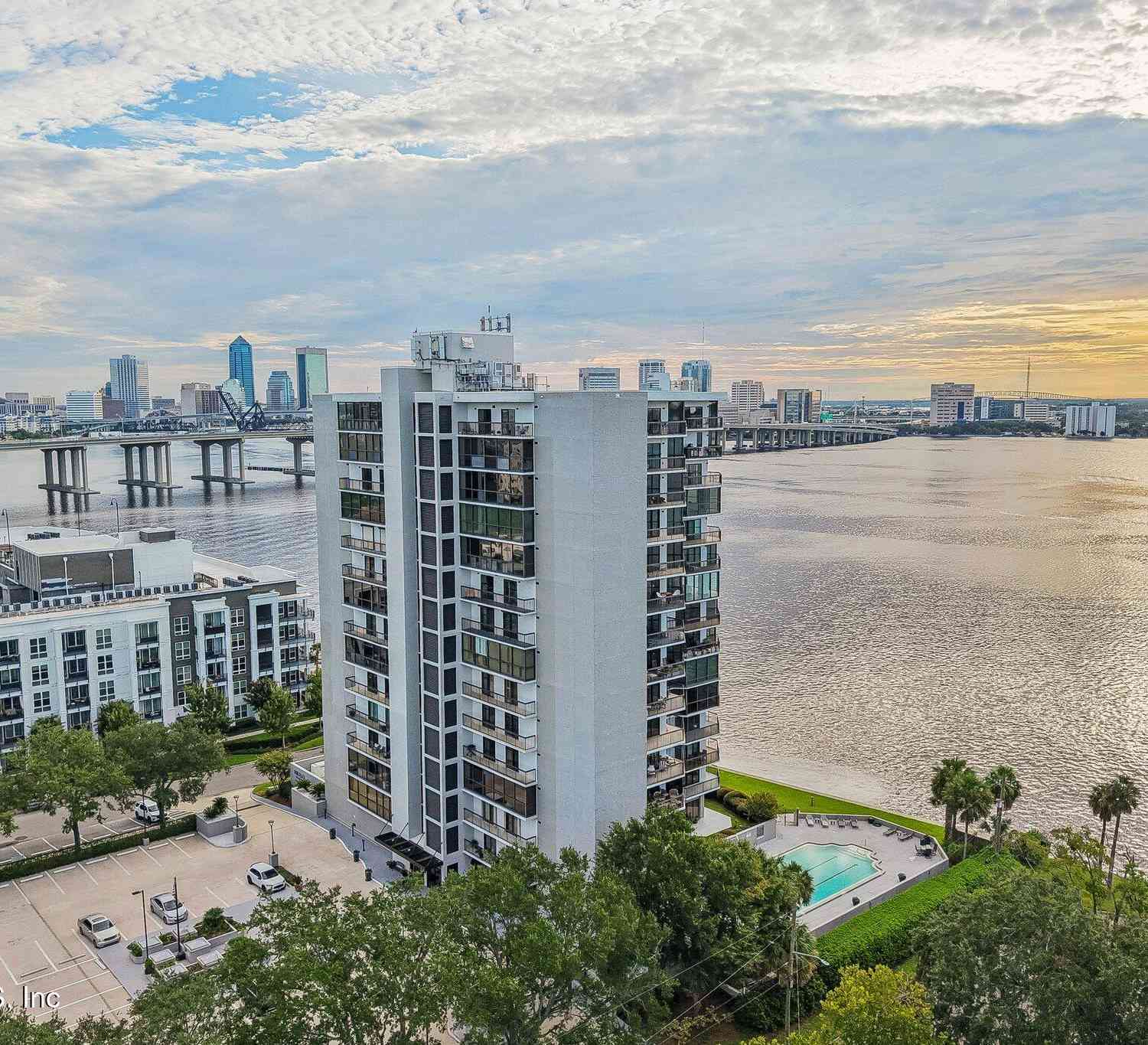 Condo For Sale - 505 Lancaster Street #9A-B<br/> Jacksonville, FL 32204