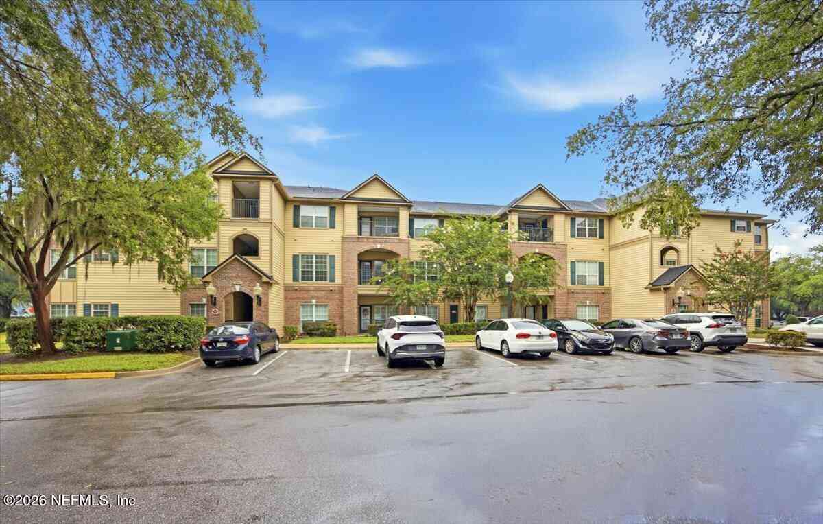 Homes For Sale - 7800 Point Meadows Drive #231<br/> Jacksonville, FL 32256