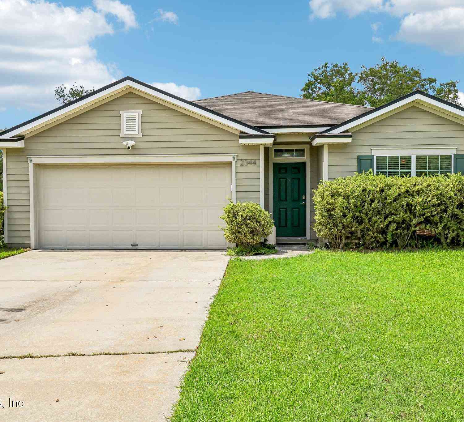 Homes For Sale - 2344 Bonnie Lakes Drive<br/> Green Cove Springs, FL 32043