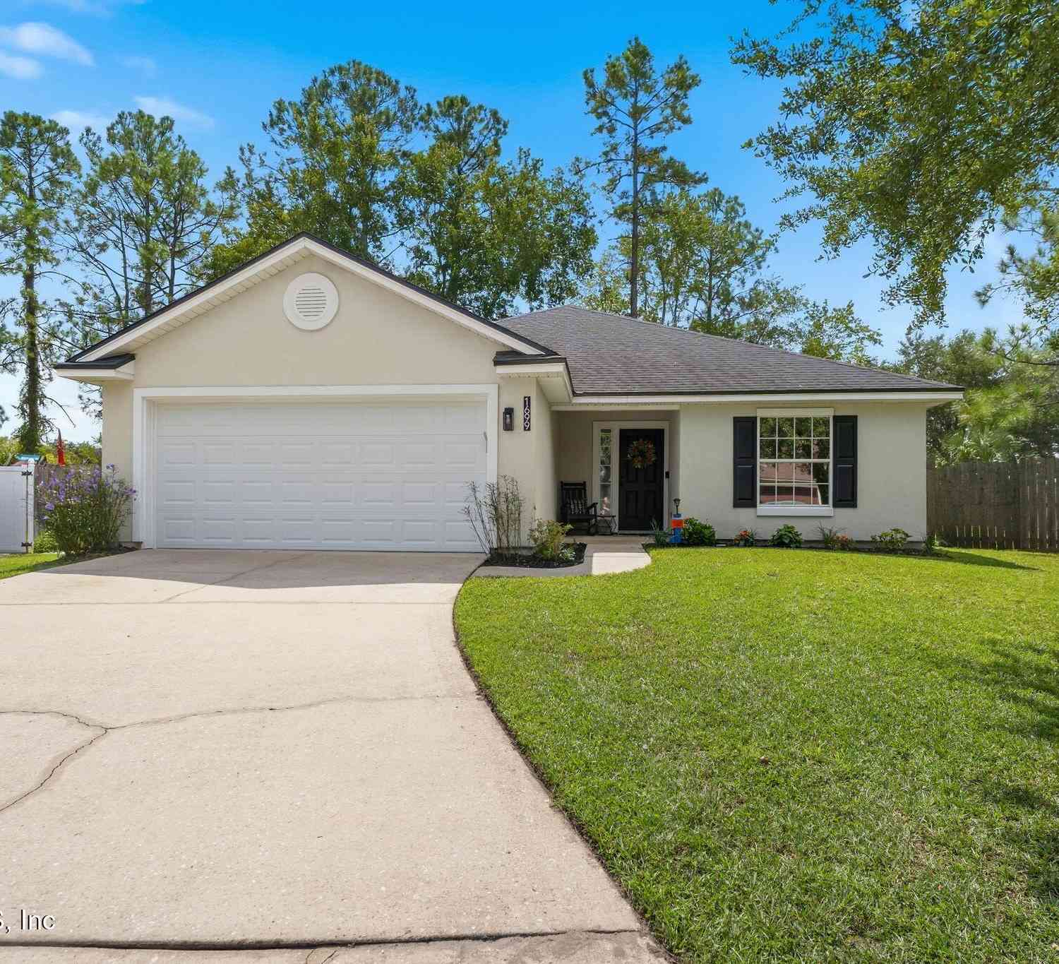 Homes For Sale - 1699 Jayhawk Lane<br/> Jacksonville, FL 32221