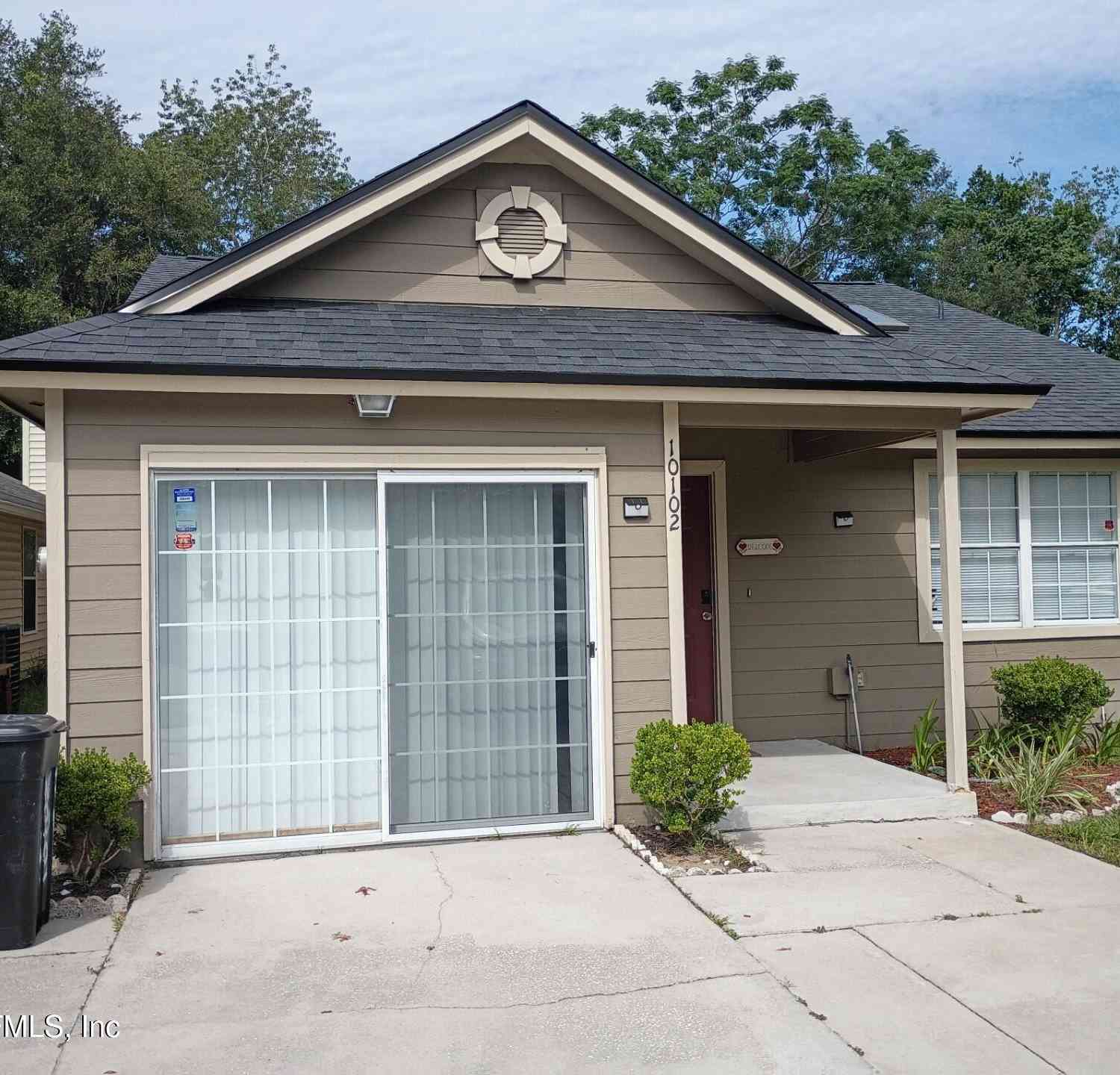 Homes For Rent - 10102 Geni Hill Circle<br/> Jacksonville, FL 32225