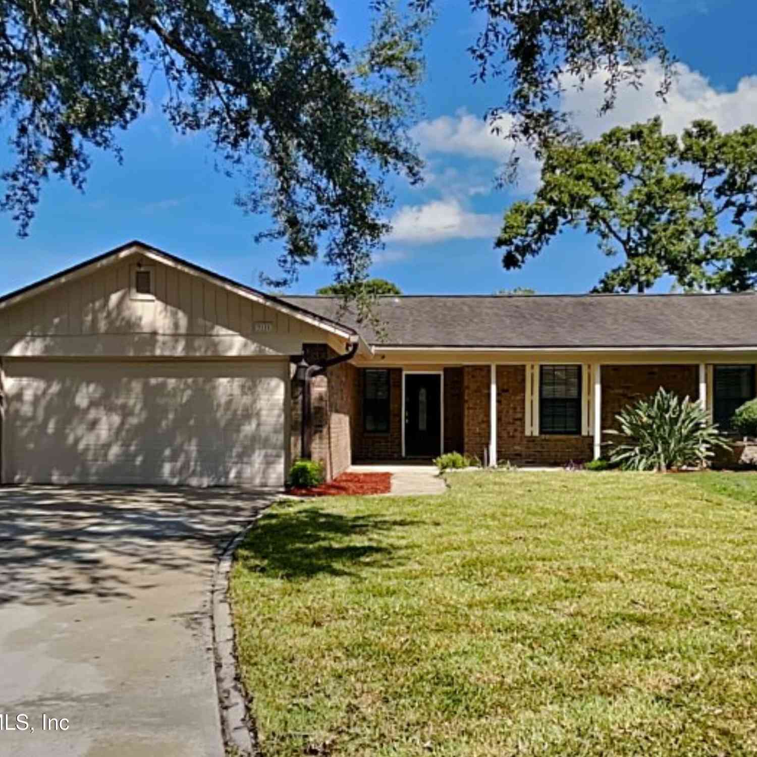 Homes For Rent - 3121 Southwell Court<br/> Jacksonville, FL 32225