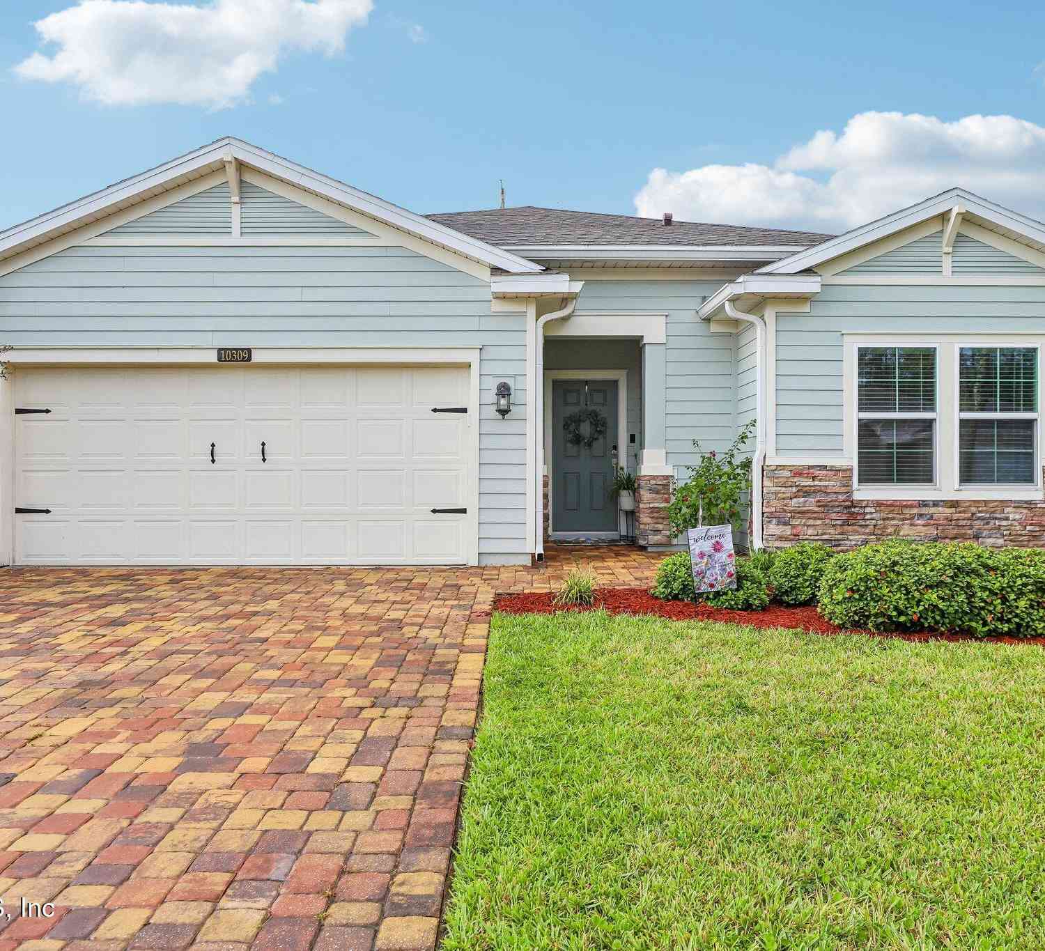 Homes For Sale - 10309 Pavnes Creek Drive<br/> Jacksonville, FL 32222