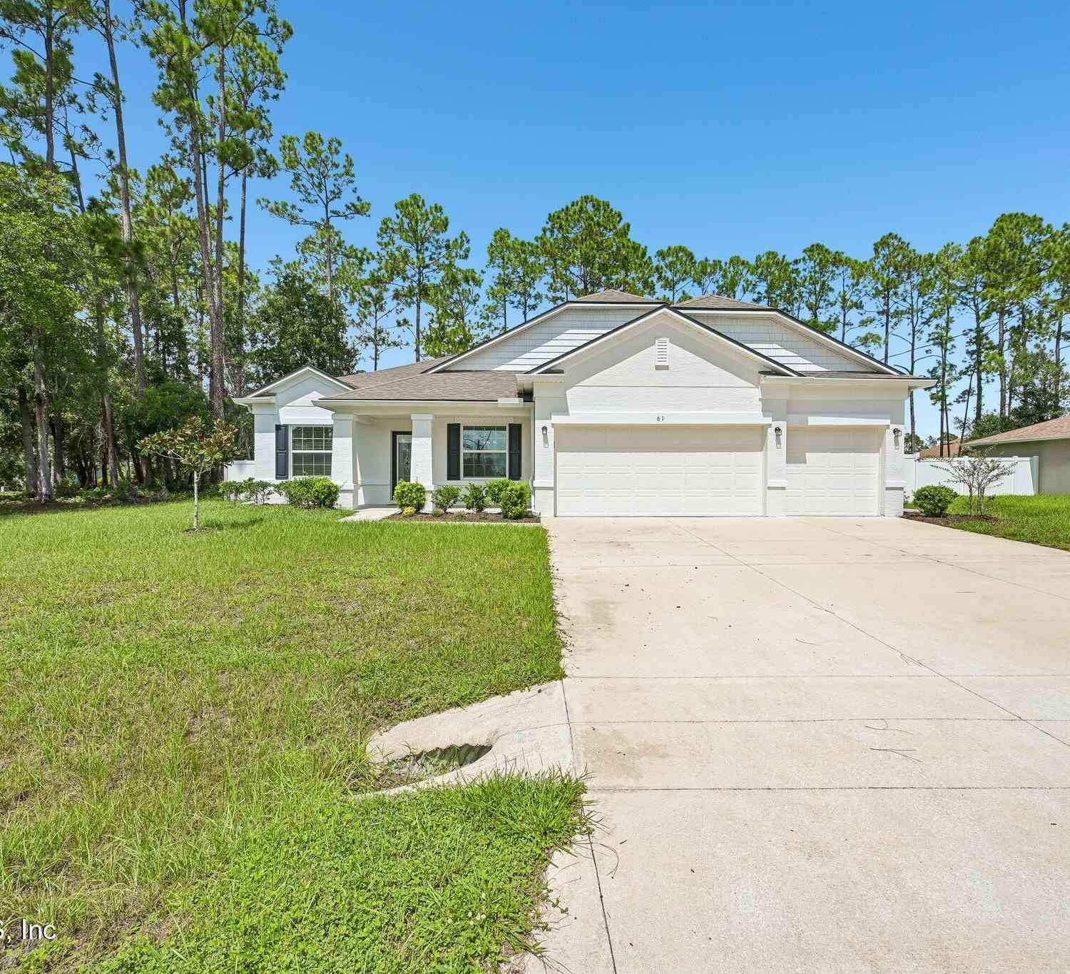 Homes For Sale - 61 Woodfield Drive<br/> Palm Coast, FL 32164