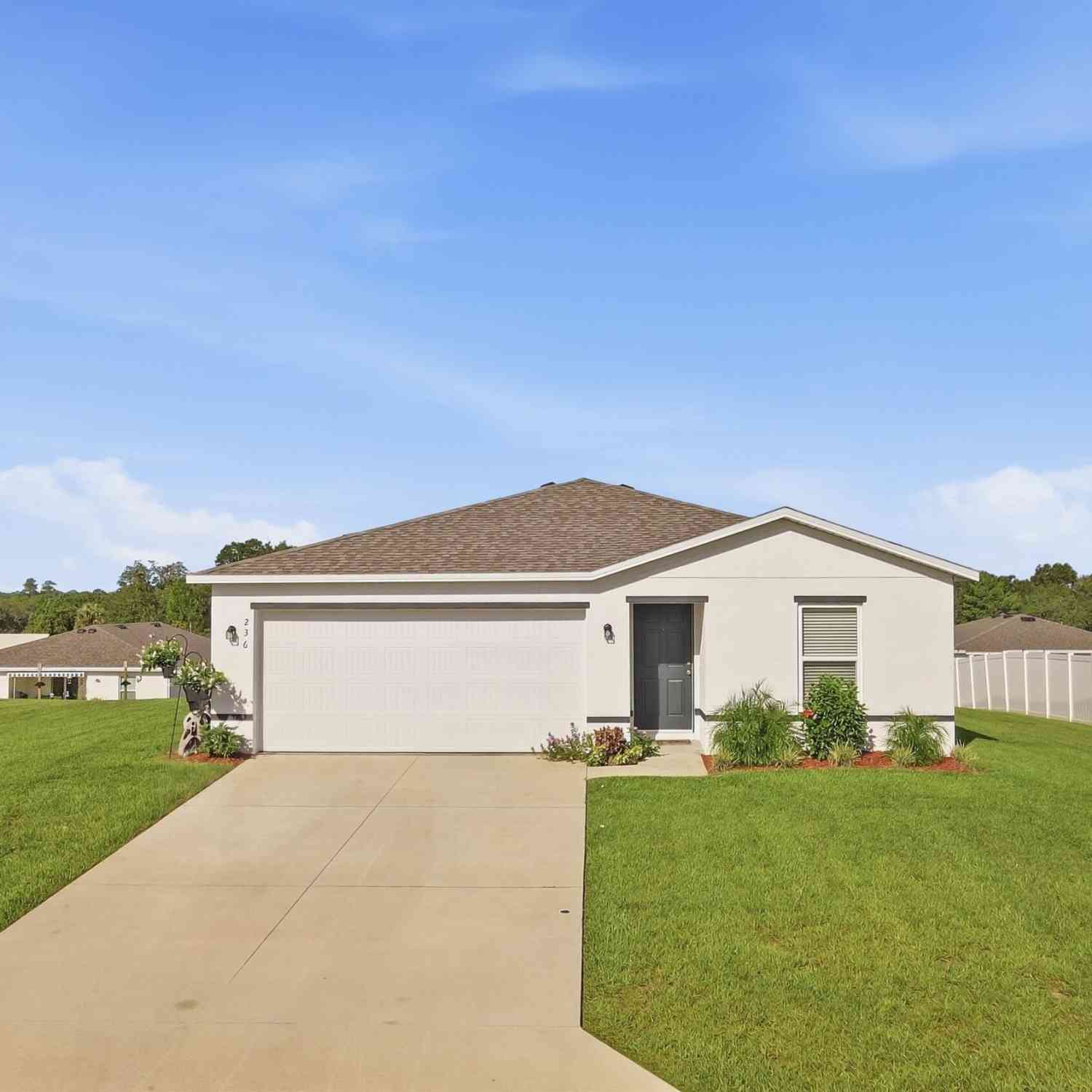 Homes For Sale - 236 River Ridge Place<br/> Welaka, FL 32193