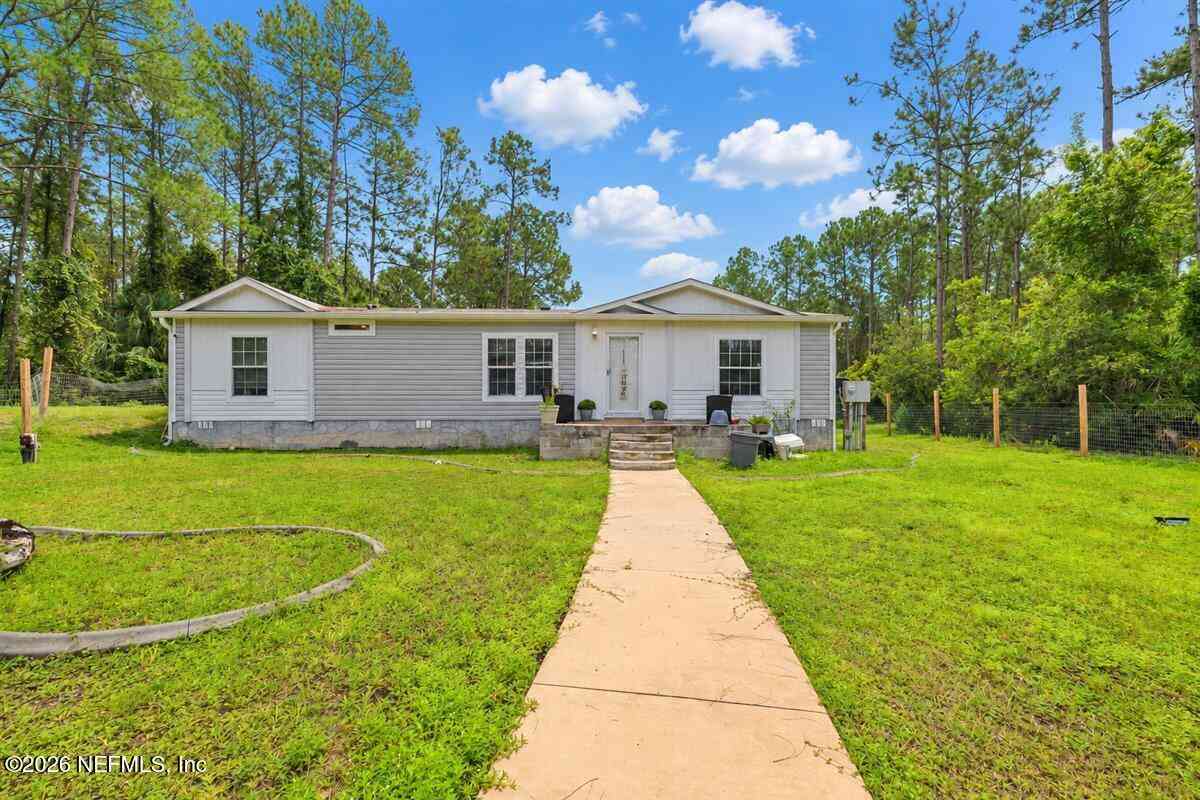 Mobile Home For Sale - 676 S County Road 315<br/> Putnam County, Interlachen, FL 32148
