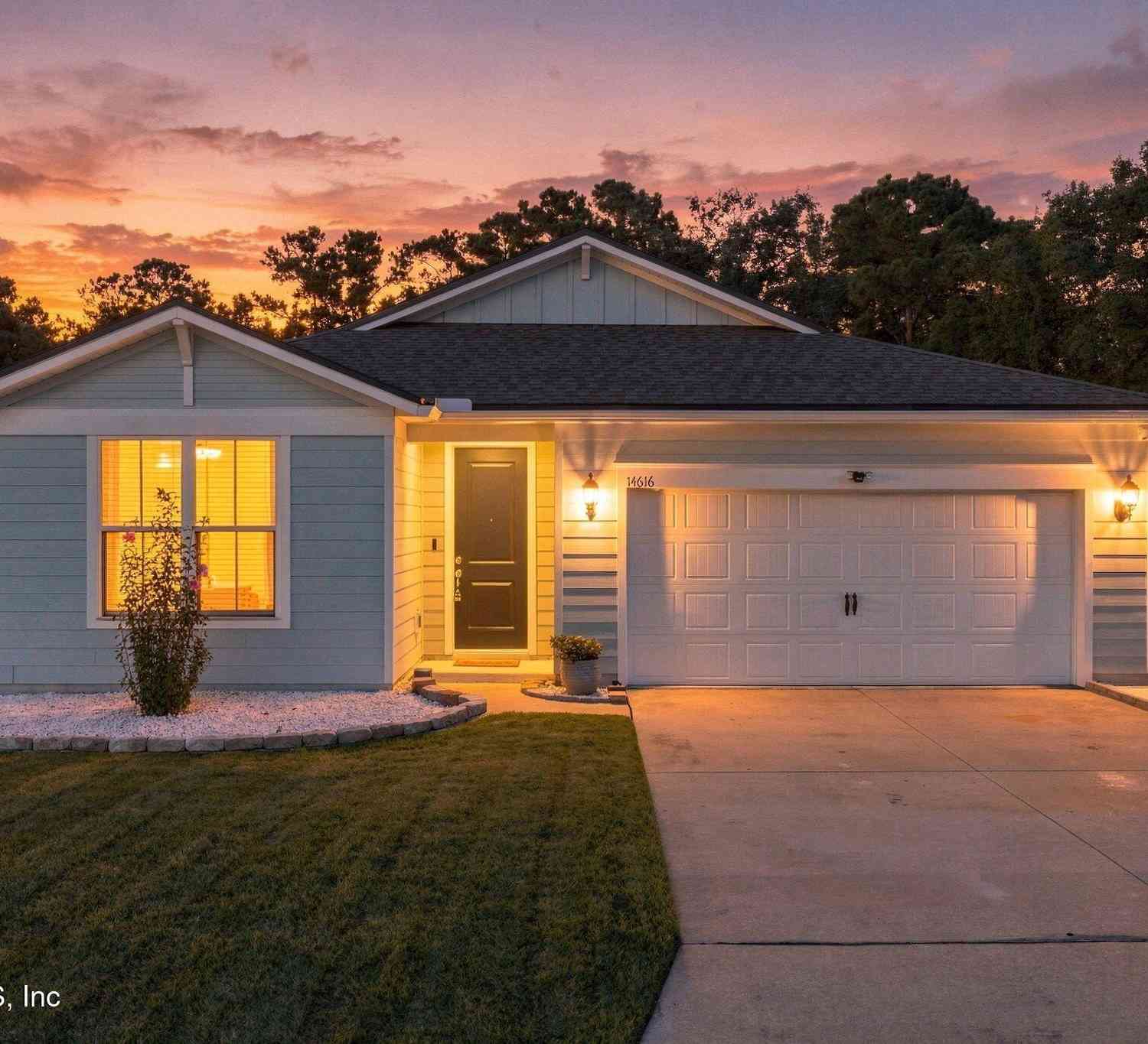 Homes For Sale - 14616 Spring Light Circle<br/> Jacksonville, FL 32226