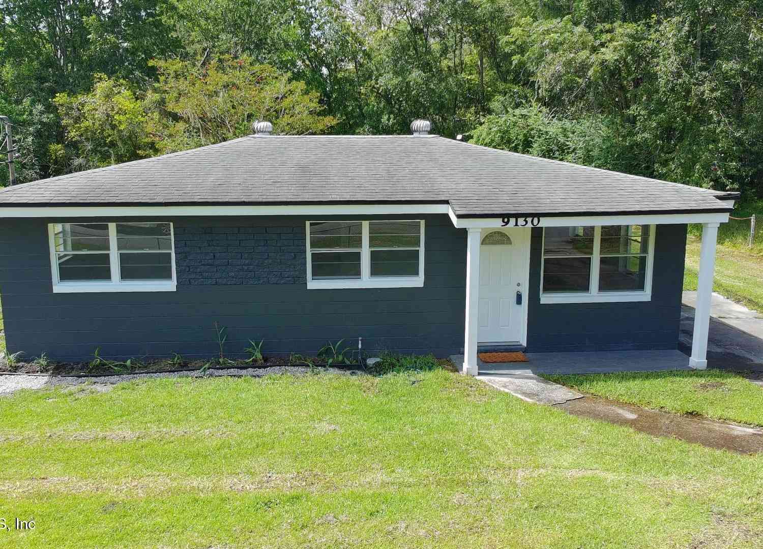 Homes For Sale - 9130 Spottswood Road<br/> Jacksonville, FL 32208