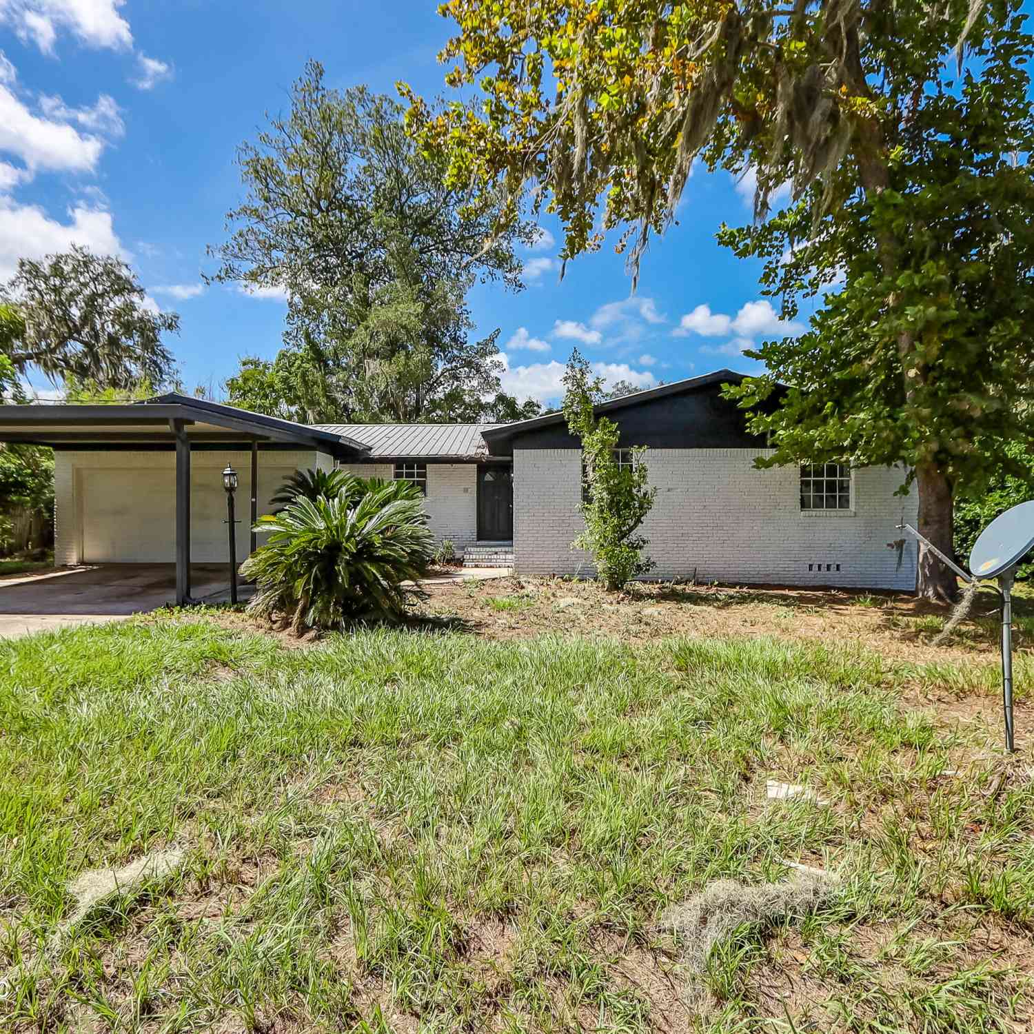 Homes For Sale - 2824 Woodland Drive<br/> Orange Park, FL 32073