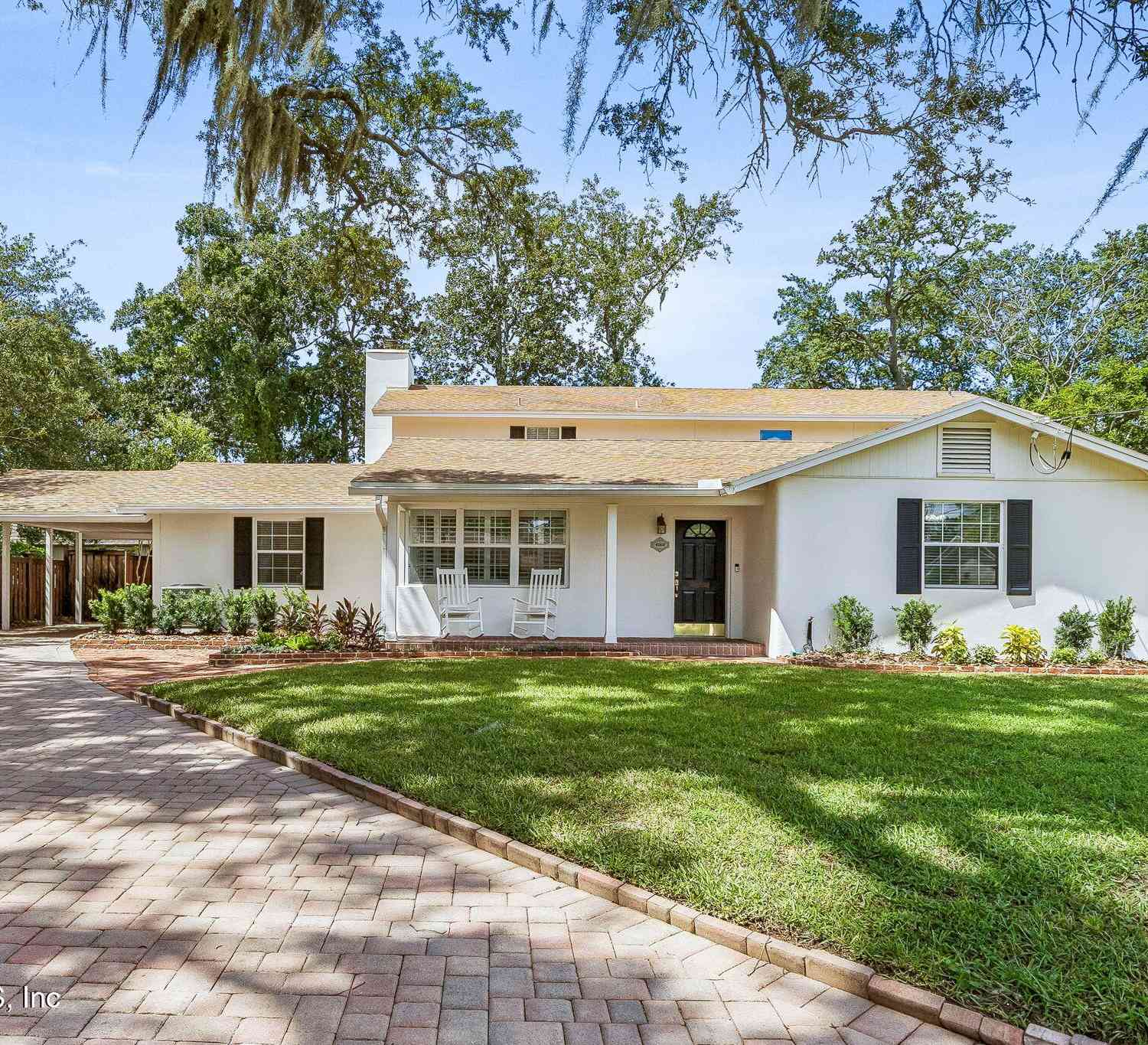 Homes For Sale - 4260 Great Oaks Lane<br/> Jacksonville, FL 32207