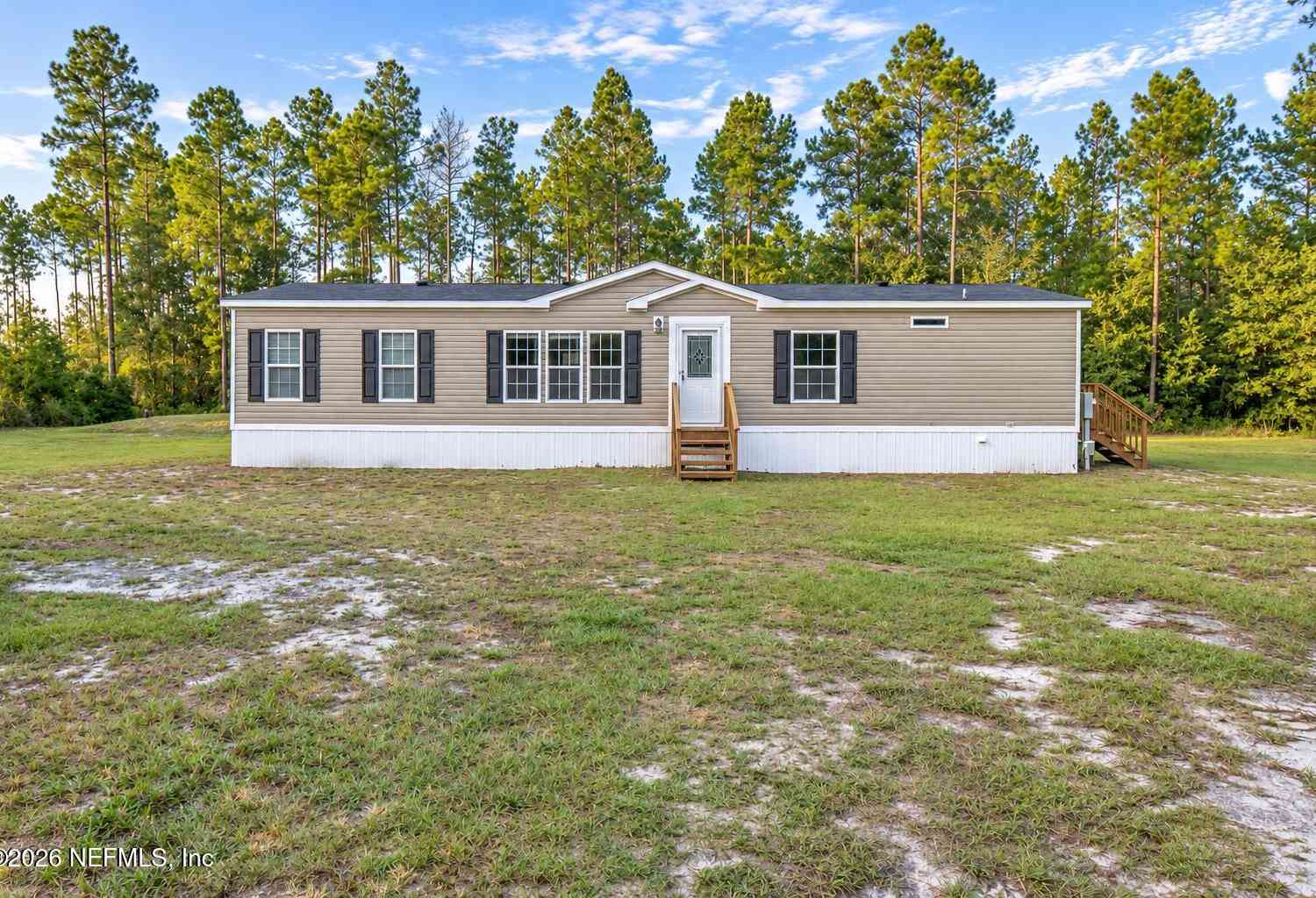 Mobile Home For Sale - 13761 O C Horne Road<br/> Baker County, Sanderson, FL 32087