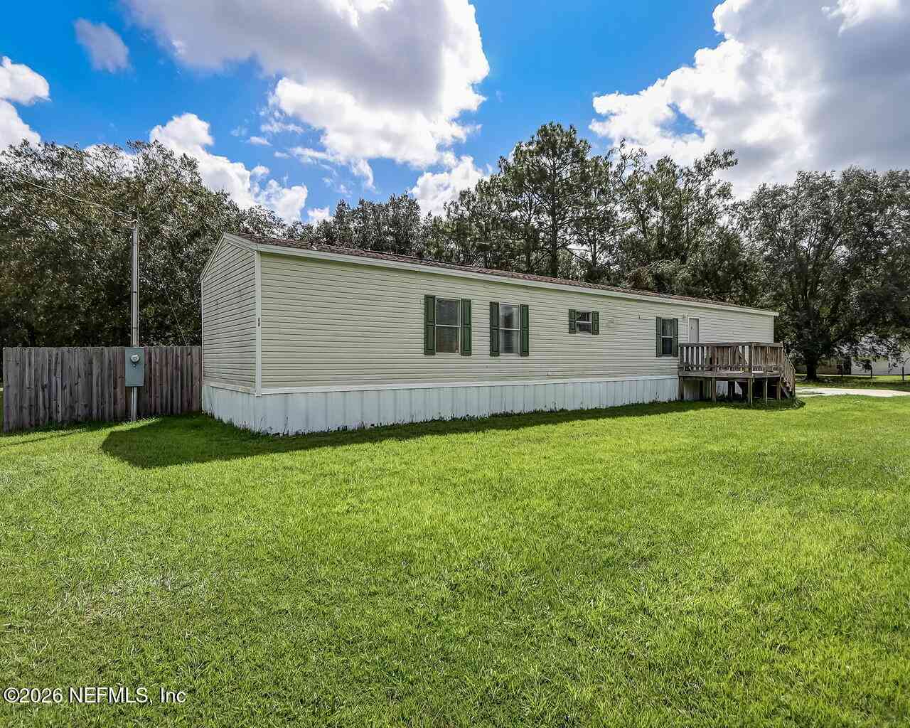 Mobile Home For Sale - 1628 Chestnut Bay Cove<br/> Middleburg, FL 32068