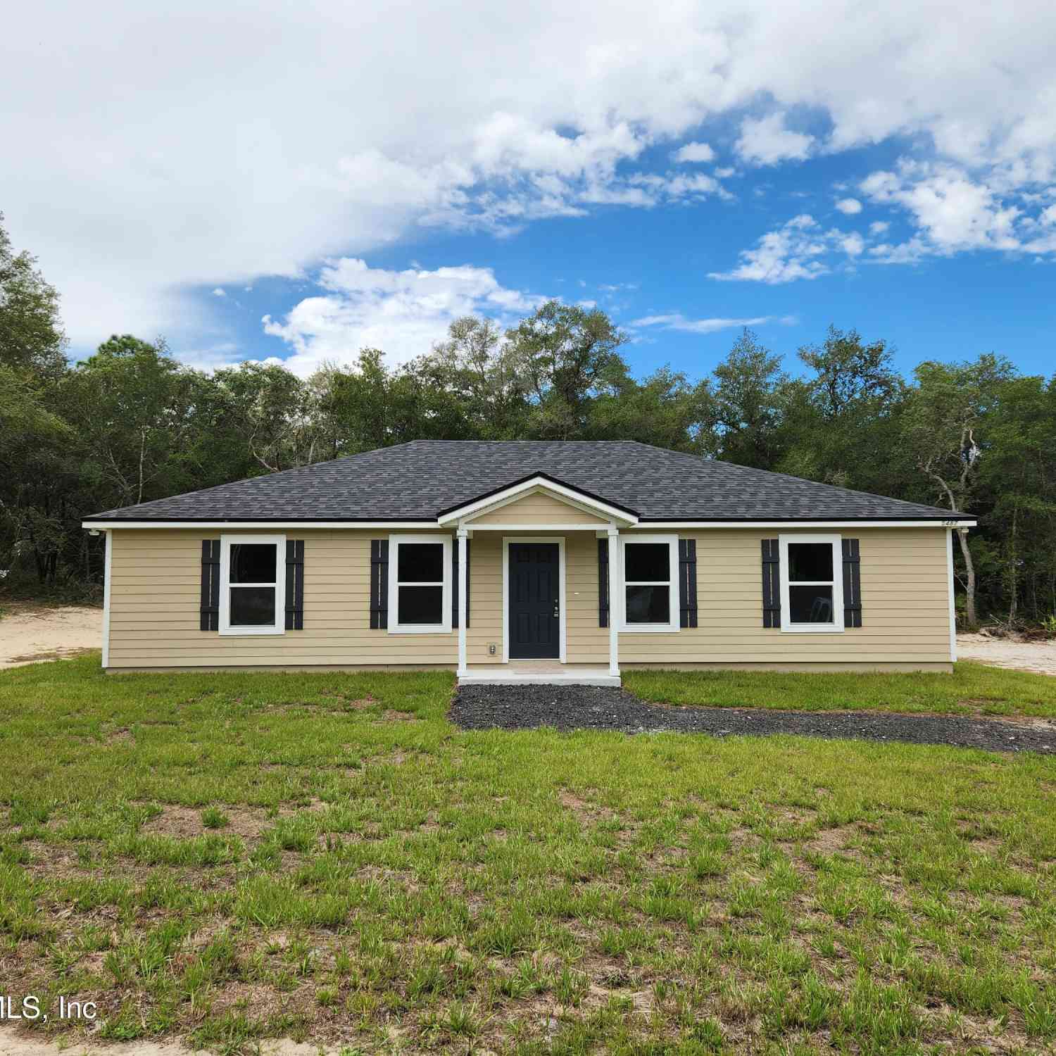 Homes For Sale - 5487 Jefferson Street<br/> Keystone Heights, FL 32656