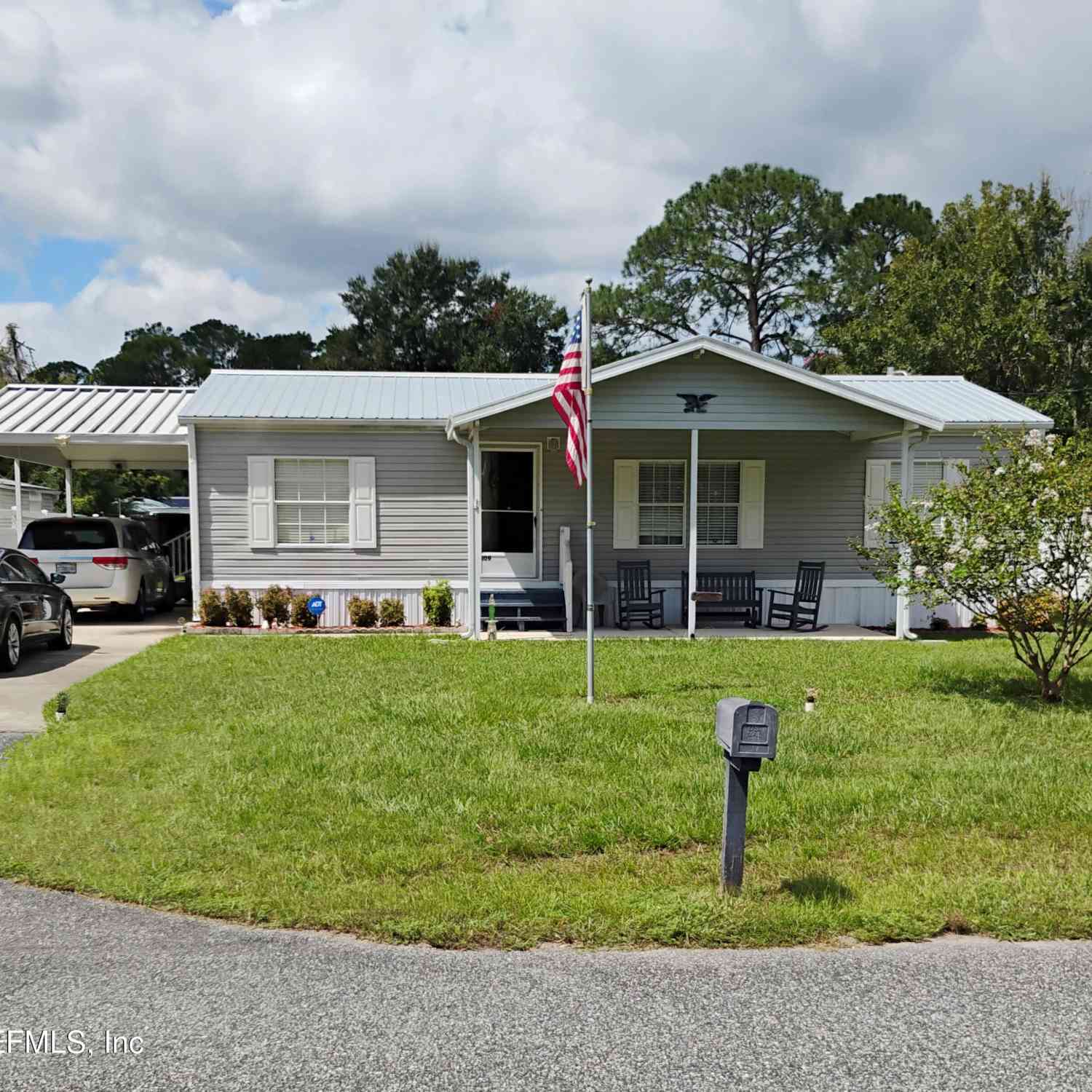 Homes For Sale - 109 Waterway Avenue<br/> Putnam County, Satsuma, FL 32189