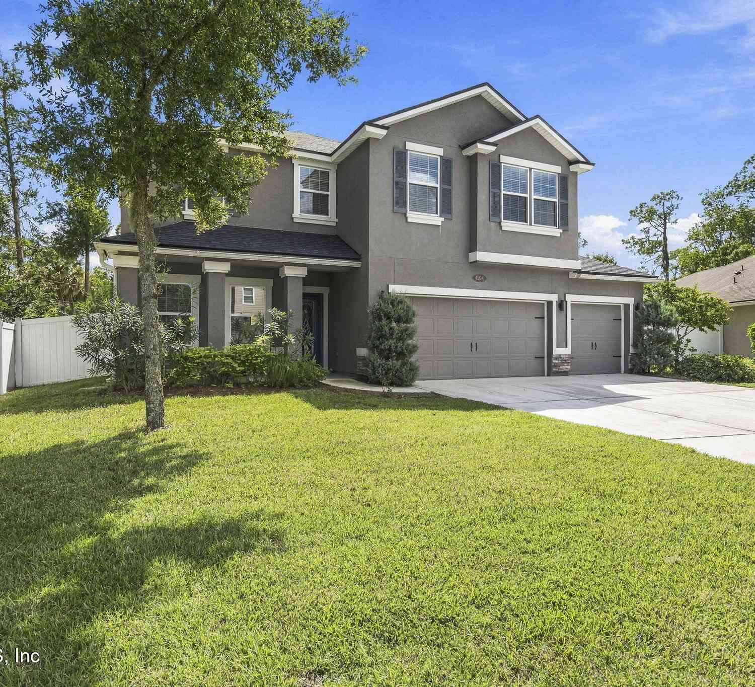 Homes For Sale - 4994 Ballastone Drive<br/> Jacksonville, FL 32257