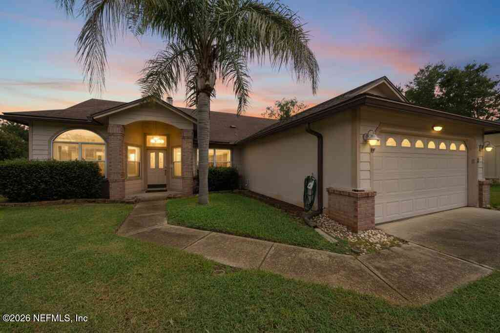 Homes For Sale - 8843 Ivymill Place<br/> Jacksonville, FL 32244