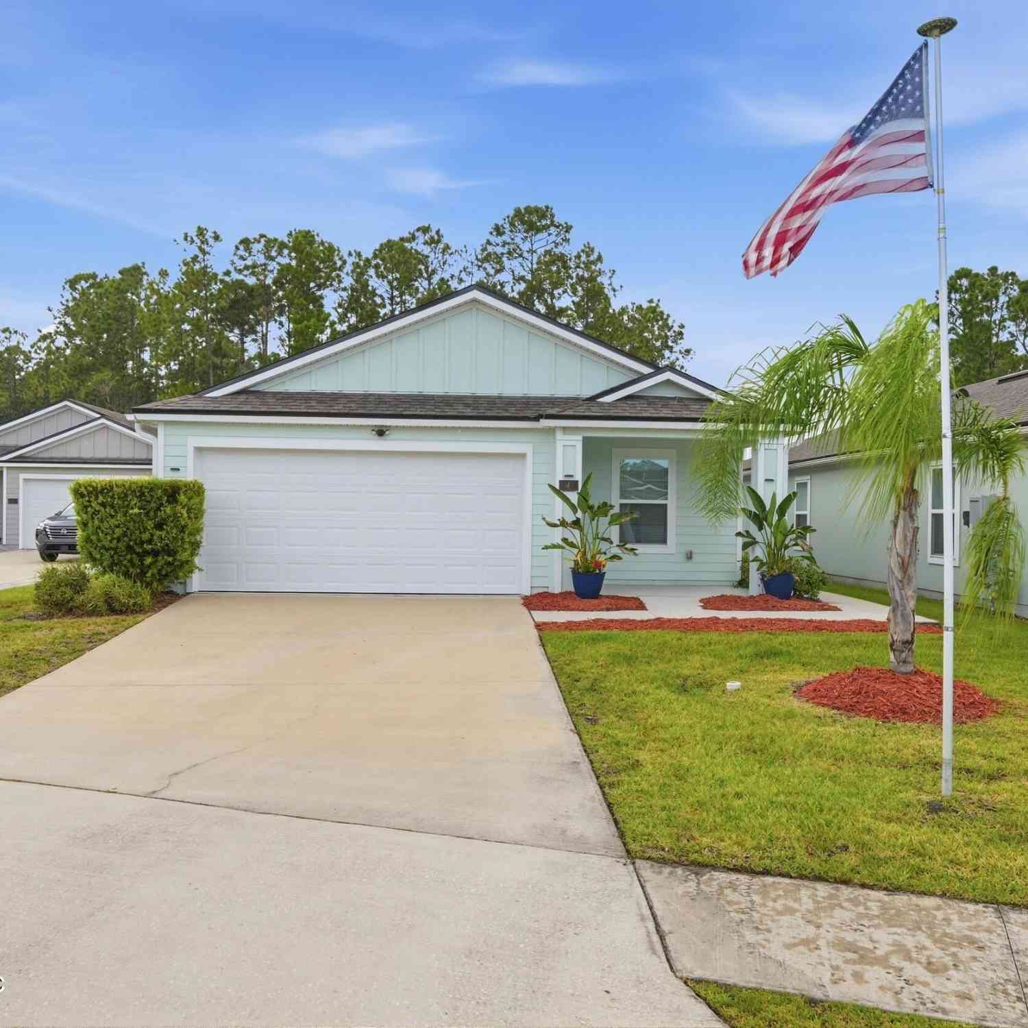 Homes For Sale - 4 Caddy Court<br/> Bunnell, FL 32110