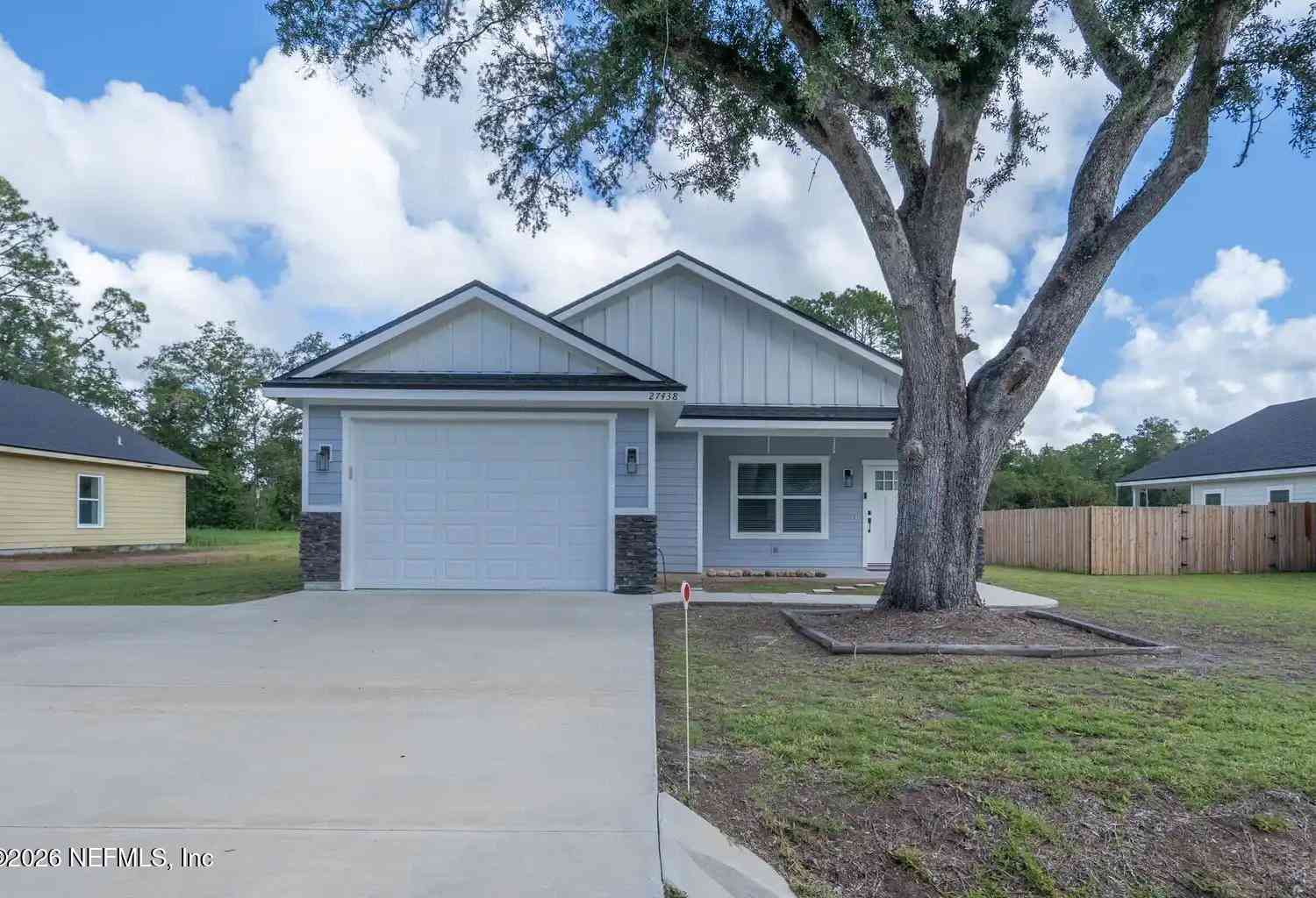 Homes For Sale - 27438 W 4th Avenue<br/> Hilliard, FL 32046