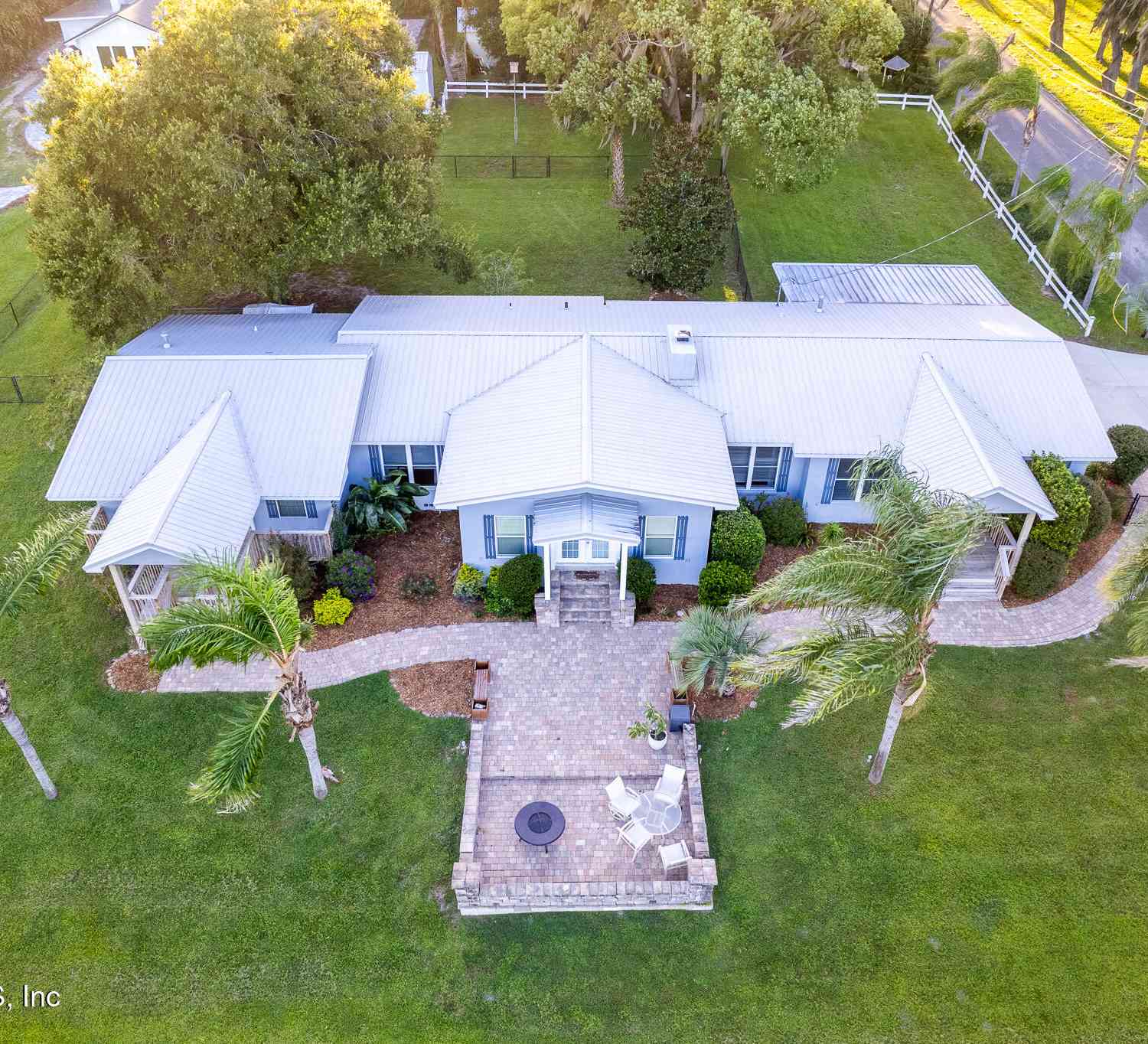 Homes For Sale - 1 Magnolia Avenue<br/> Crescent City, FL 32112