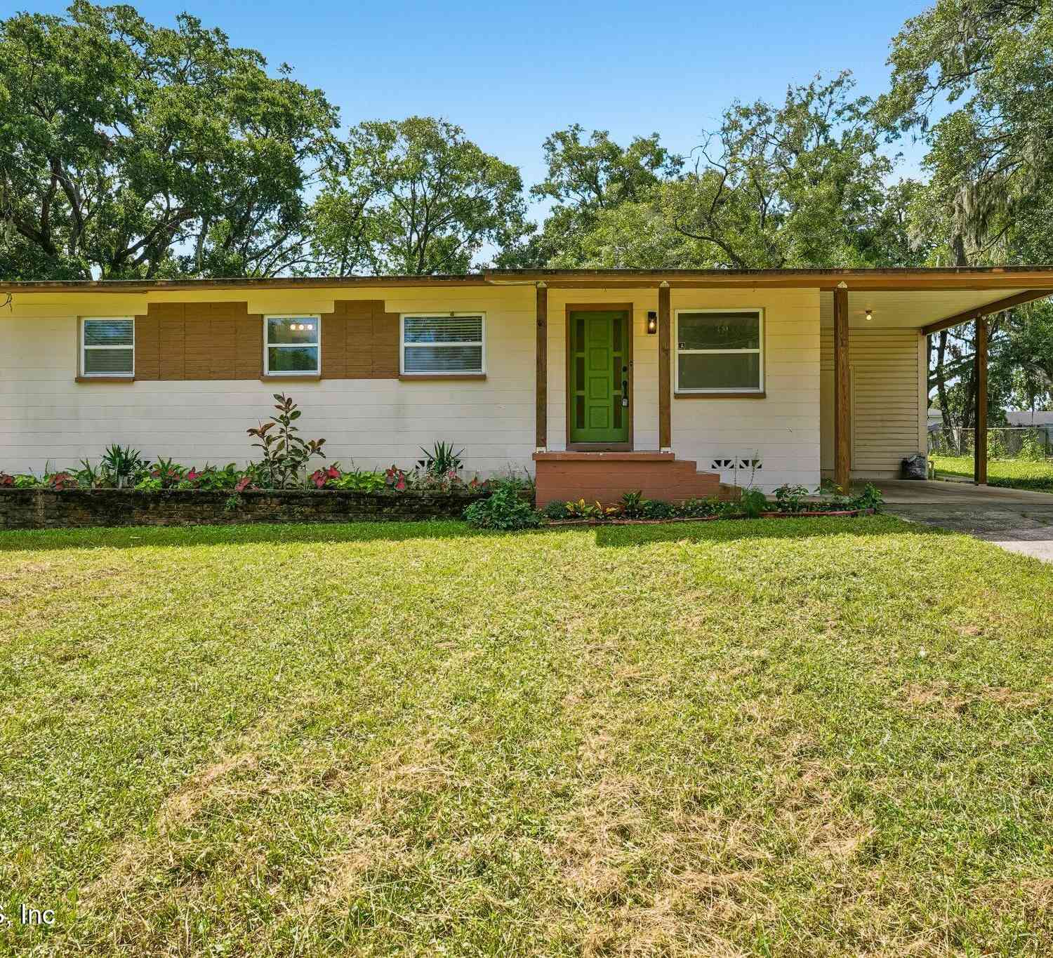Homes For Sale - 1112 Baisden Road<br/> Duval County, Jacksonville, FL 32218