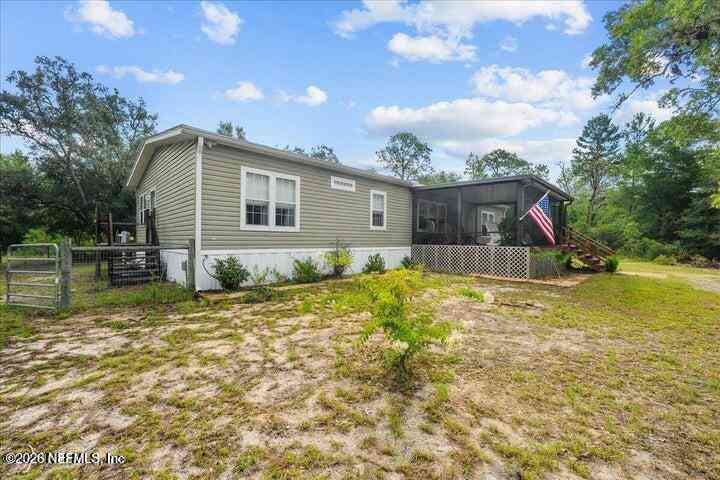 Mobile Home For Sale - 179 Kingfish Road<br/> Putnam County, Pomona Park, FL 32181