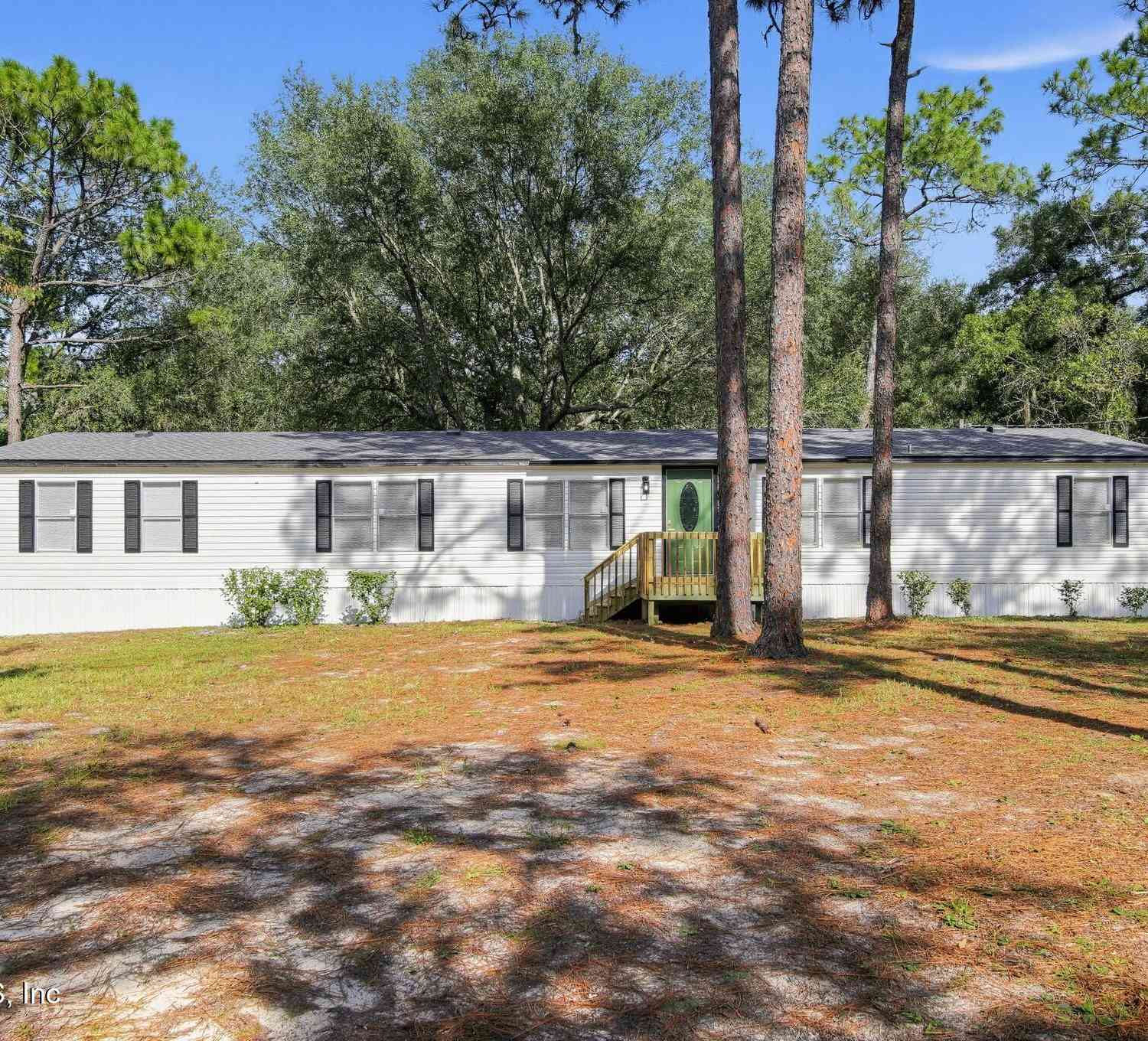 Mobile Home For Sale - 124 Hour Glass Circle<br/> Putnam County, Heathrow, FL 32640