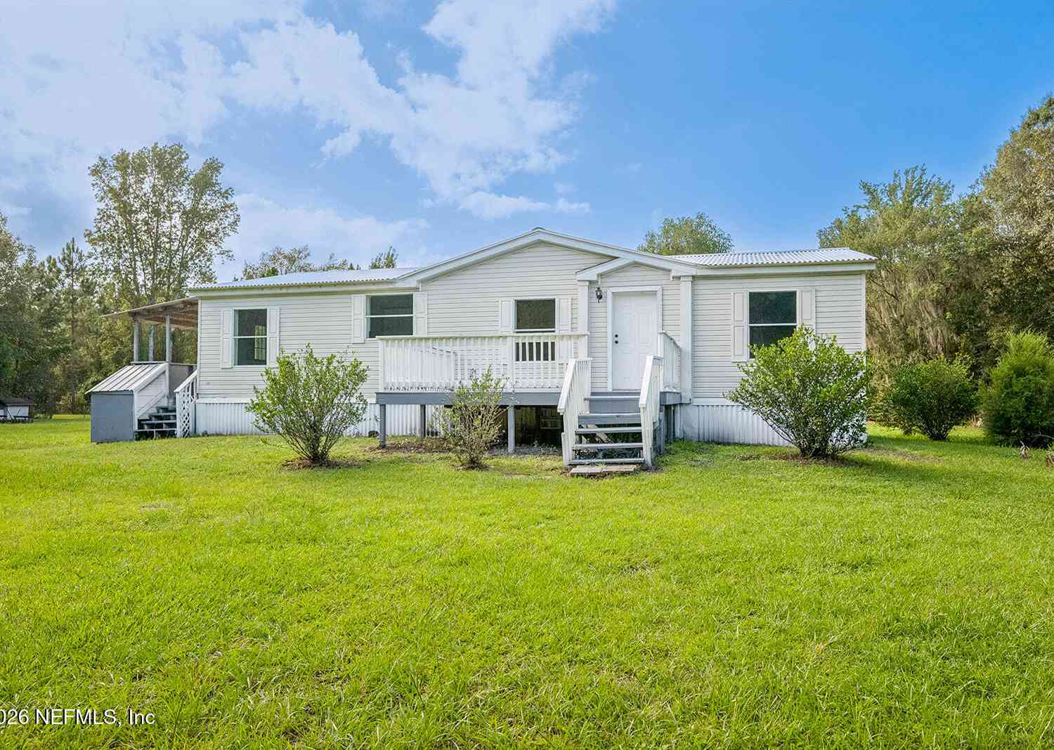 Mobile Home For Sale - 3583 NW 216th Street<br/> Lawtey, FL 32058