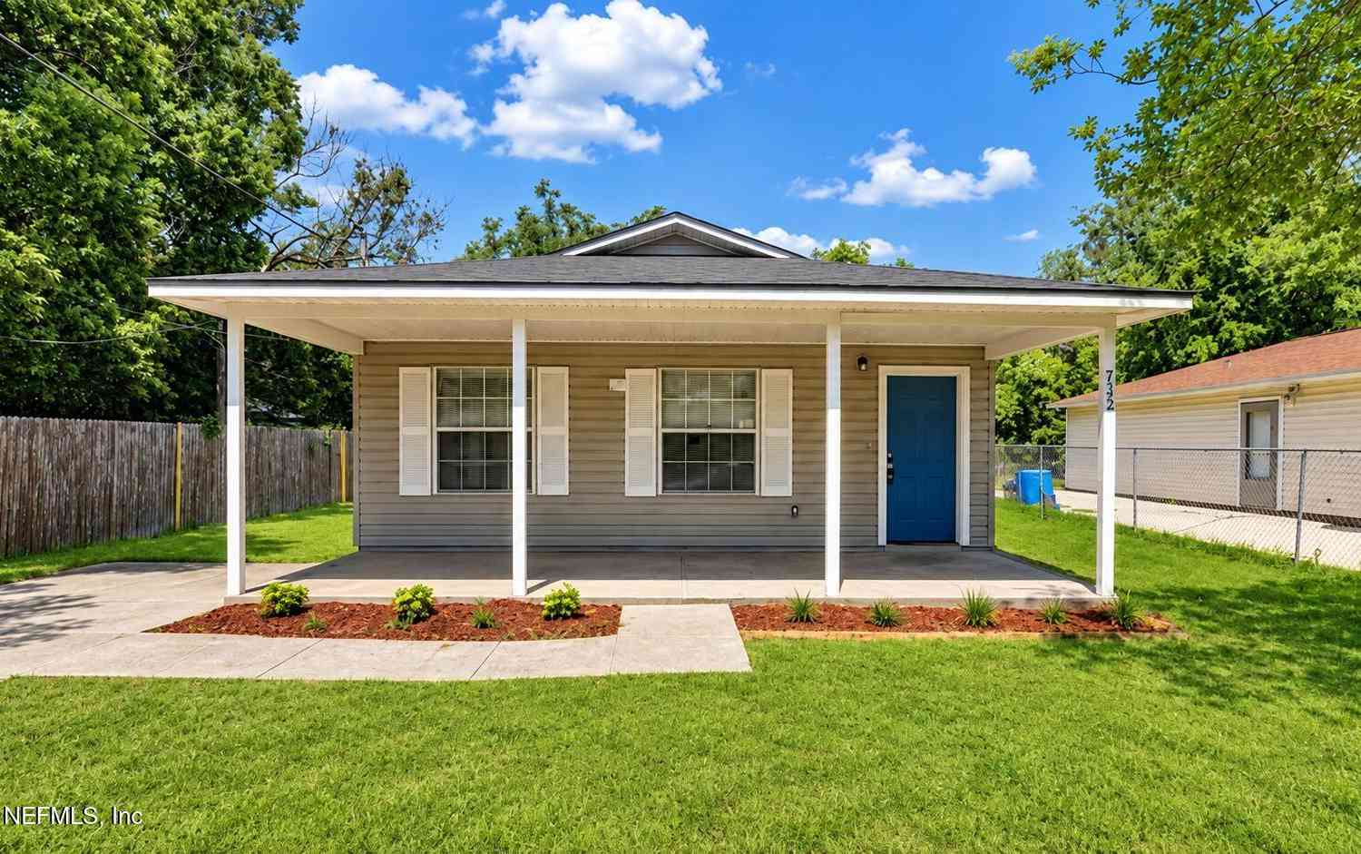Homes For Sale - 5352 Dodge Road<br/> Duval County, Jacksonville, FL 32209
