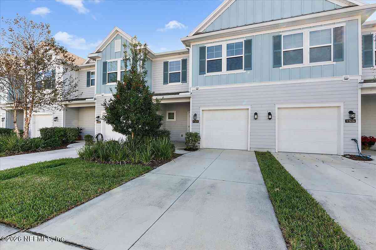 Townhouse For Sale - 12658 Josslyn Lane<br/> Duval County, Jacksonville, FL 32246