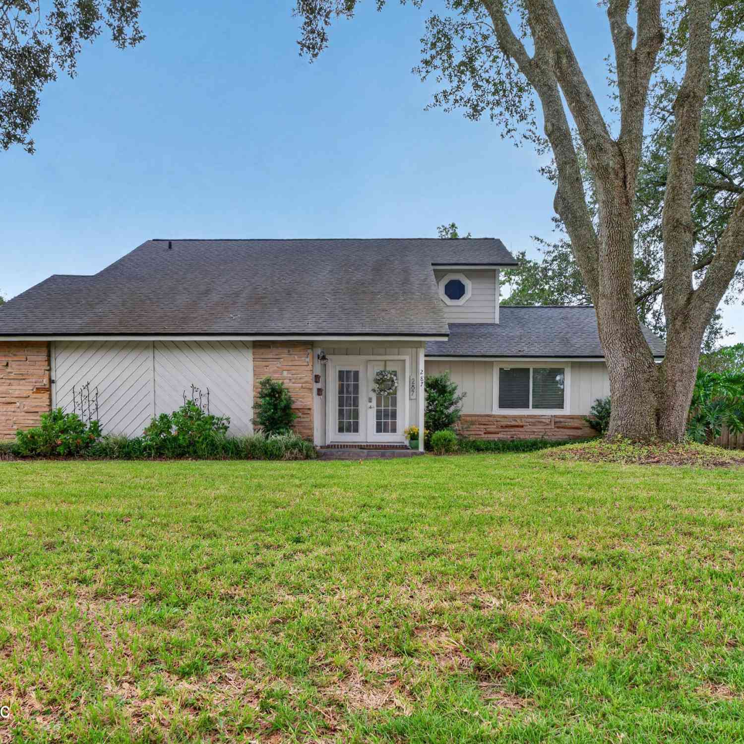 Homes For Sale - 287 Gleneagles Drive<br/> Orange Park, FL 32073