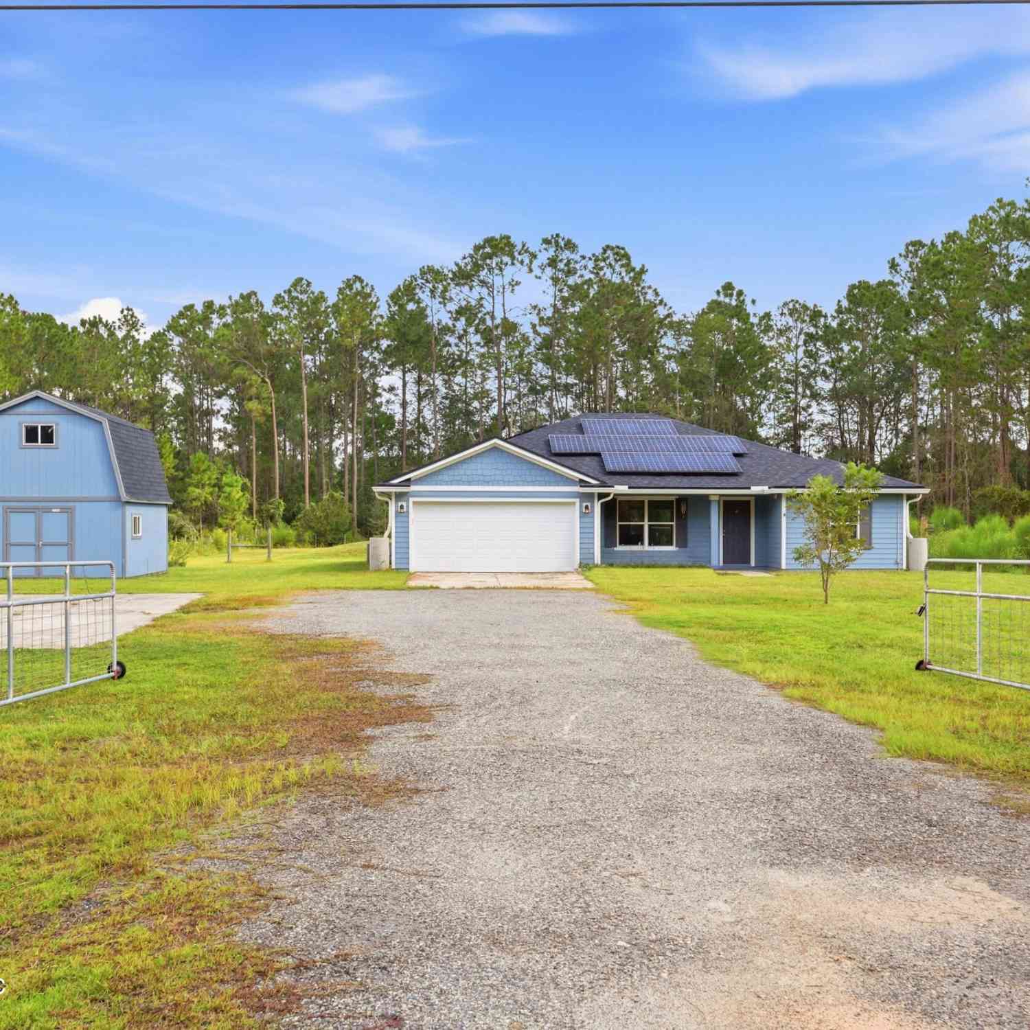 Homes For Sale - 4940 Bamboo Street<br/> Middleburg, FL 32068