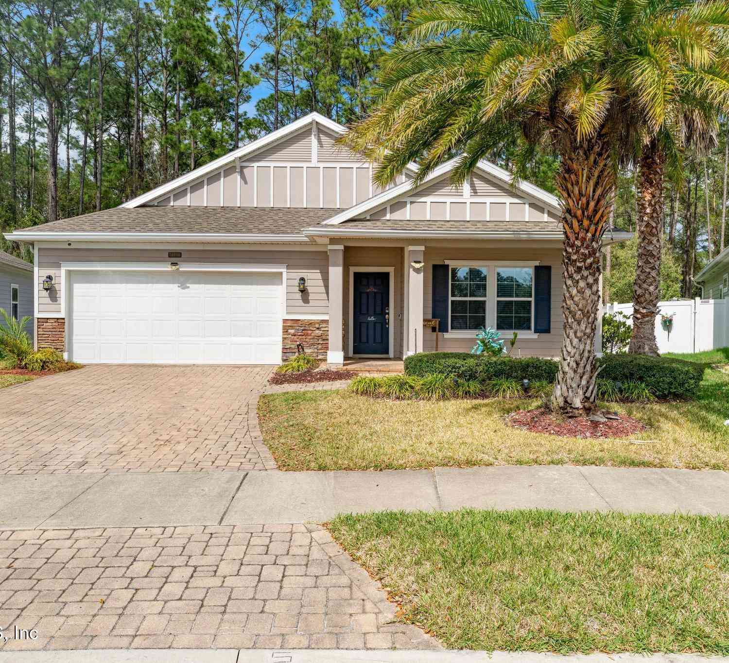 Homes For Sale - 16198 Blossom Lake Drive<br/> Jacksonville, FL 32218