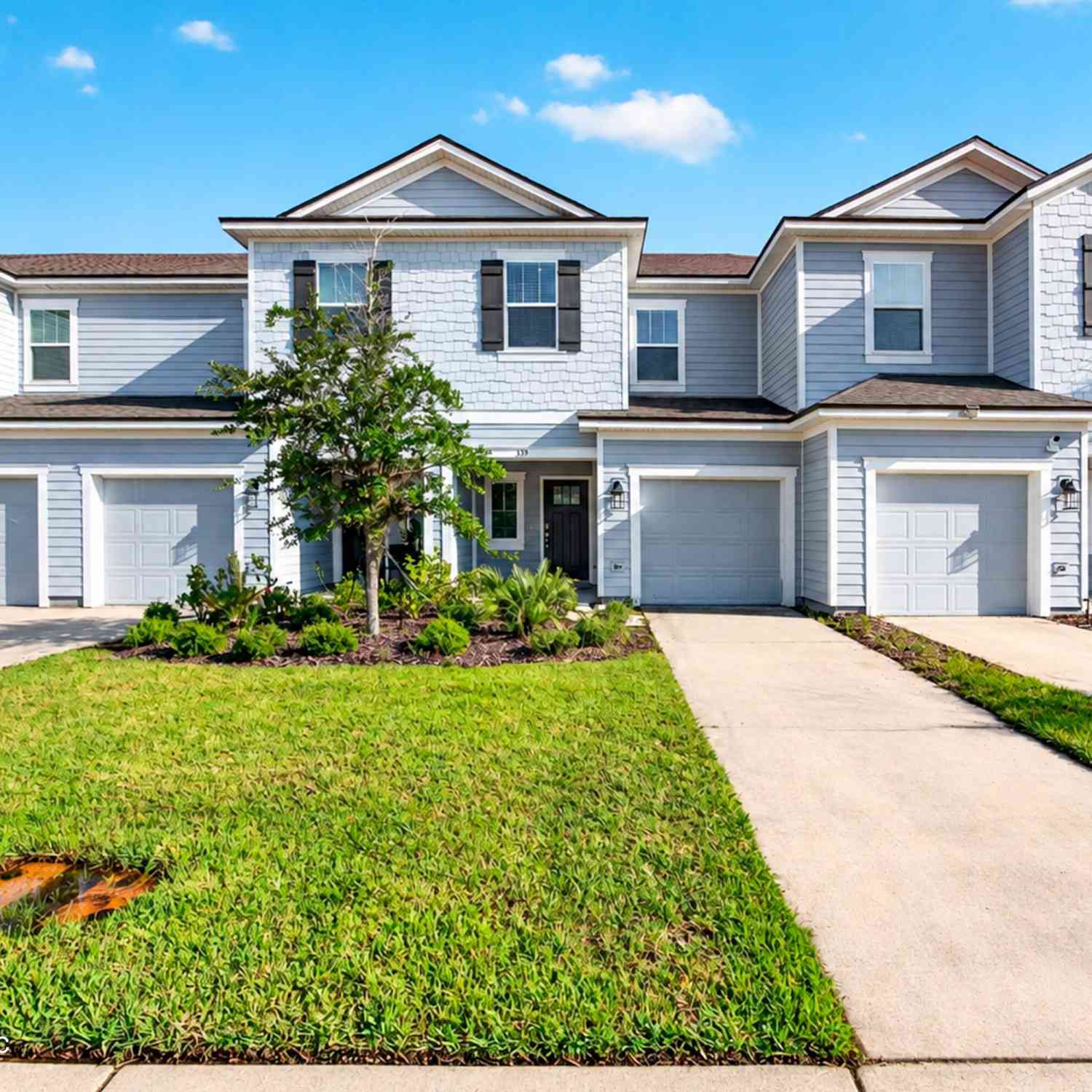 Townhouse For Sale - 339 Anthony Drive<br/> Jacksonville, FL 32218