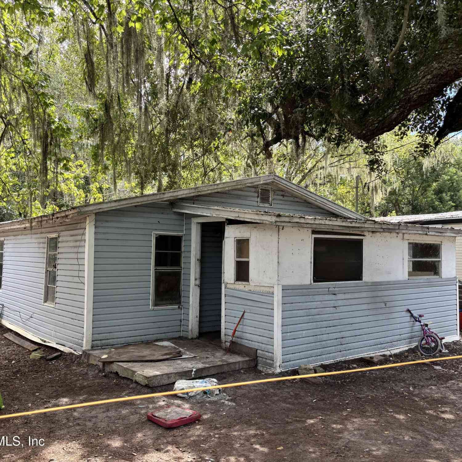 Homes For Sale - 208 4th Street<br/> Putnam County, East Palatka, FL 32131
