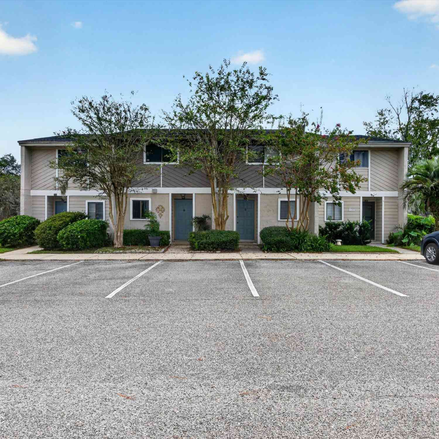 Condo For Sale - 3801 Crown Point Road #2152<br/> Duval County, Jacksonville, FL 32257