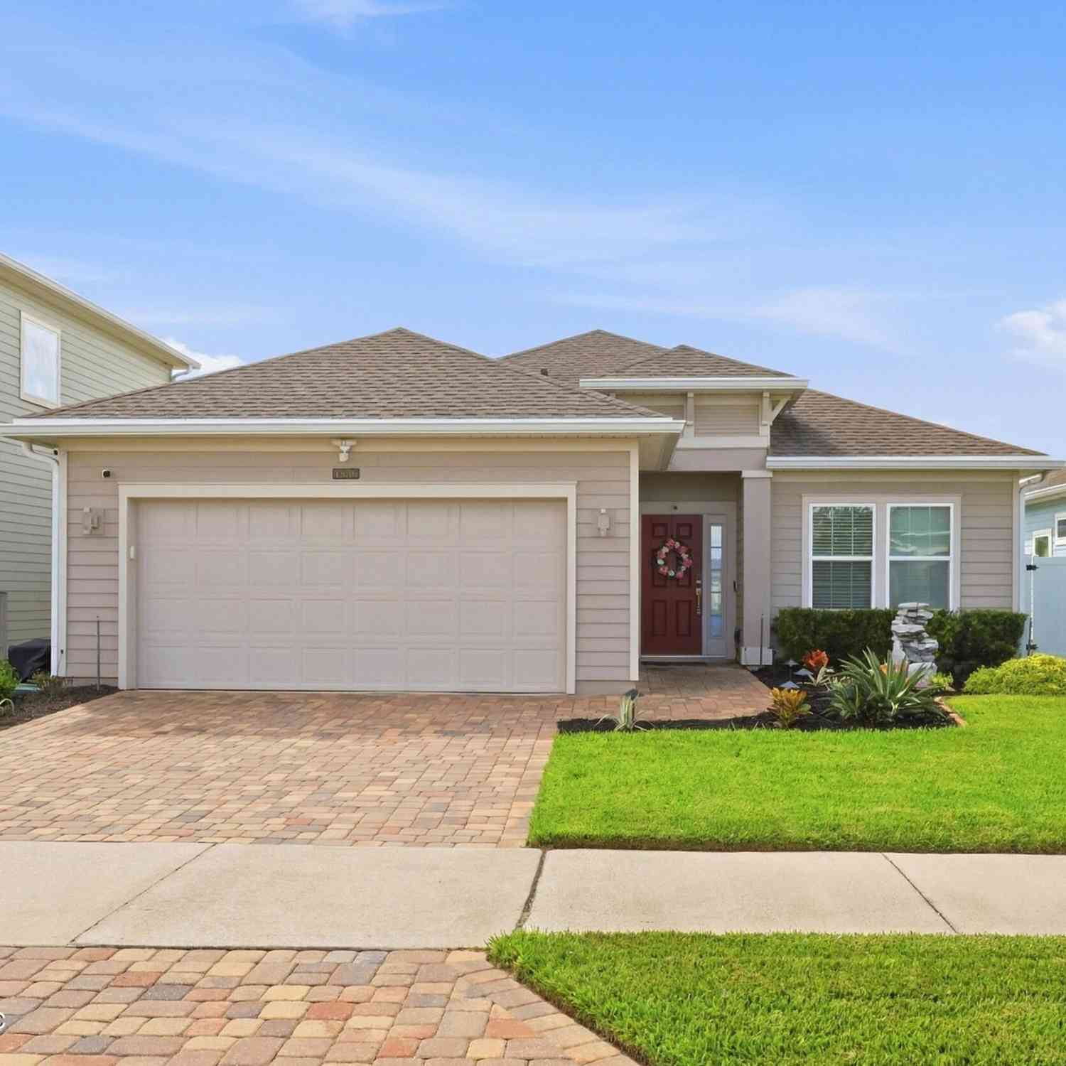 Homes For Sale - 1586 Mathews Manor Drive<br/> Duval County, Jacksonville, FL 32211