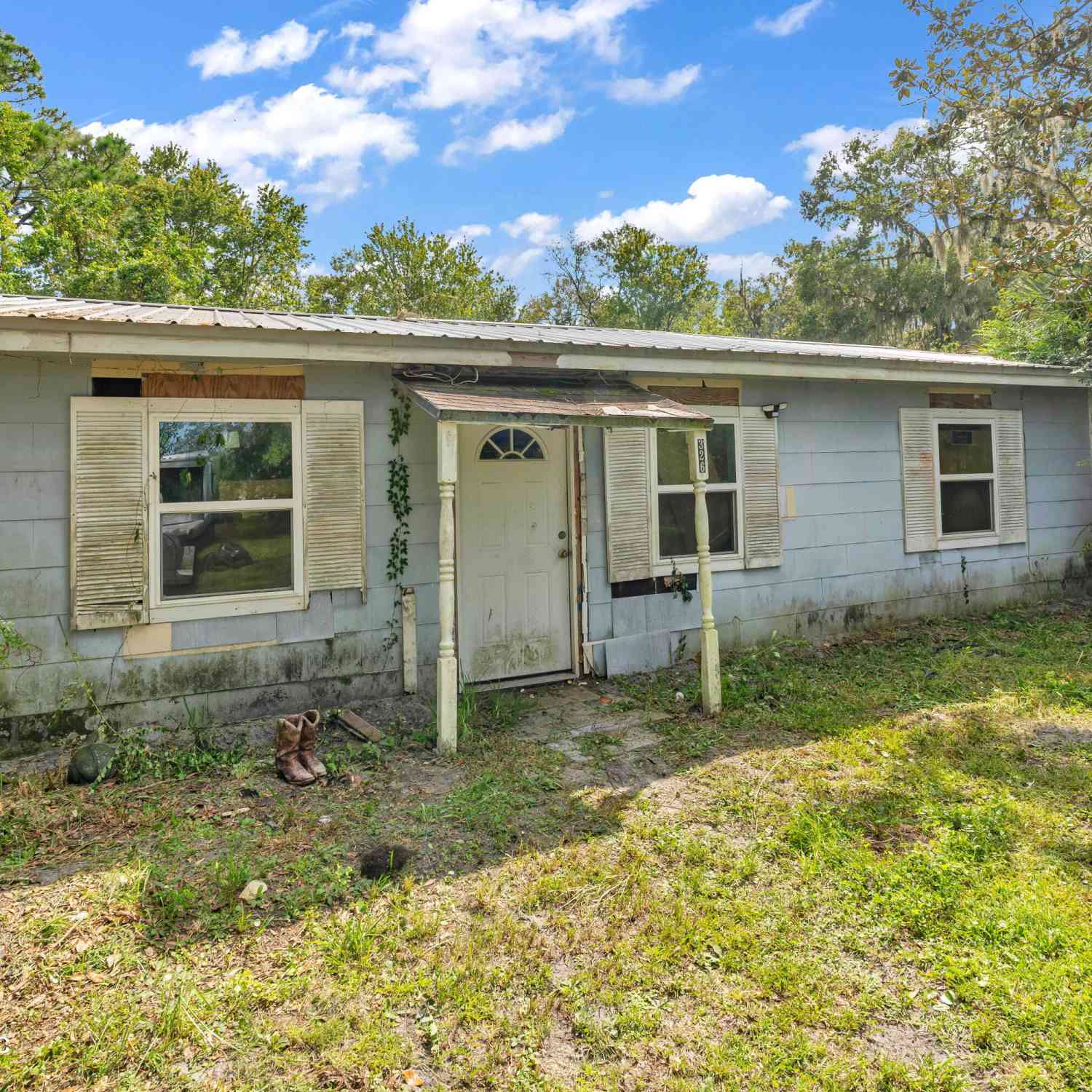 Homes For Sale - 326 Bird Road<br/> Duval County, Jacksonville, FL 32218