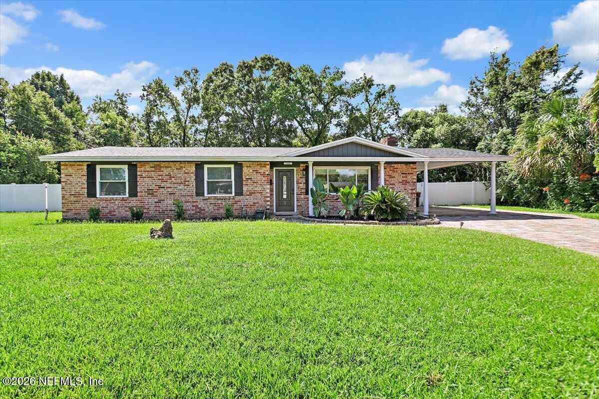 Homes For Sale - 5698 Weber Lane<br/> Jacksonville, FL 32207