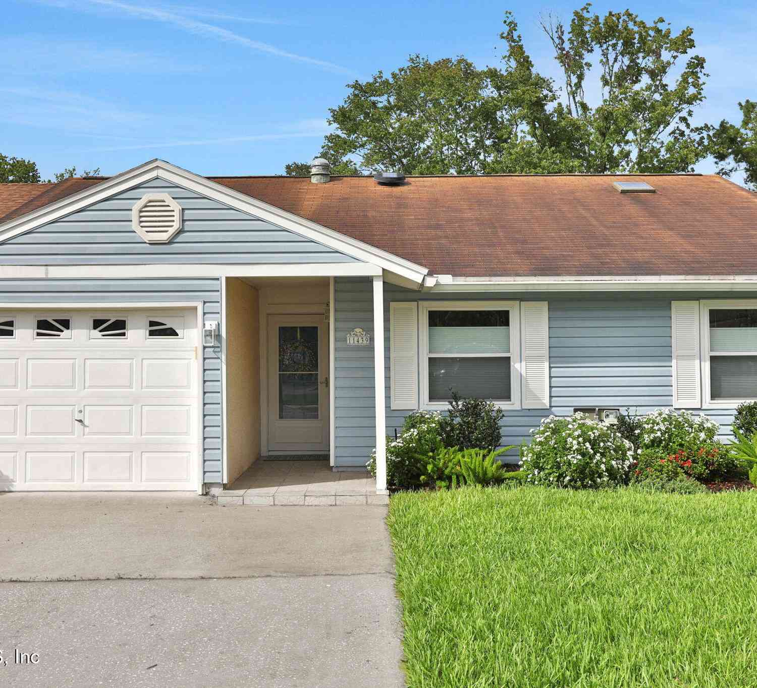 Townhouse For Sale - 11439 Glenn Mottin Way<br/> Duval County, Jacksonville, FL 32223