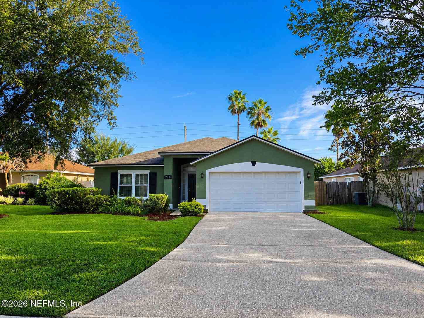Homes For Sale - 716 Lake Geneva Drive<br/> Saint Johns County, Saint Augustine, FL 32092