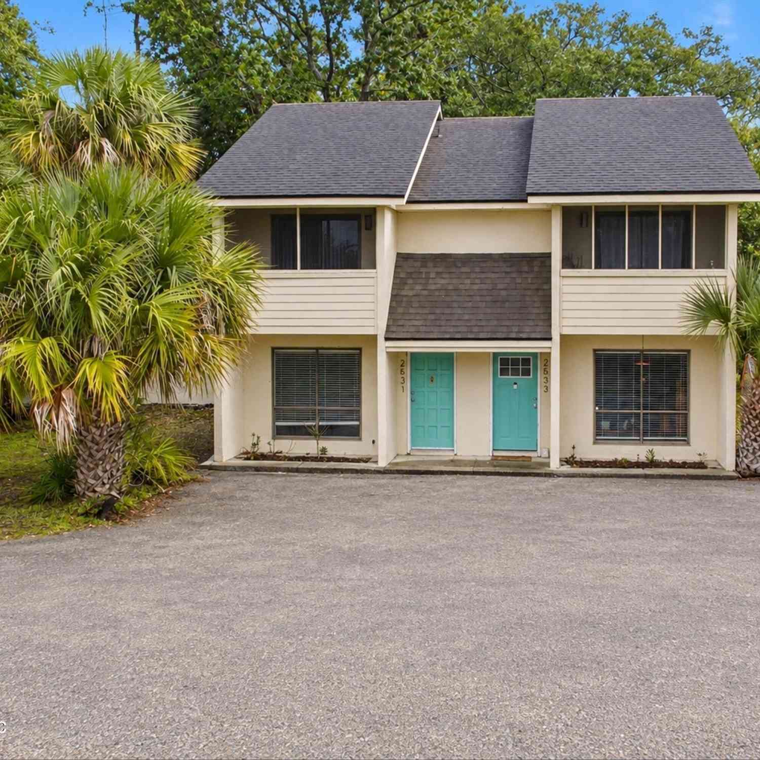 Townhouse For Sale - 2531 Waters Edge Drive<br/> Neptune Beach, FL 32266