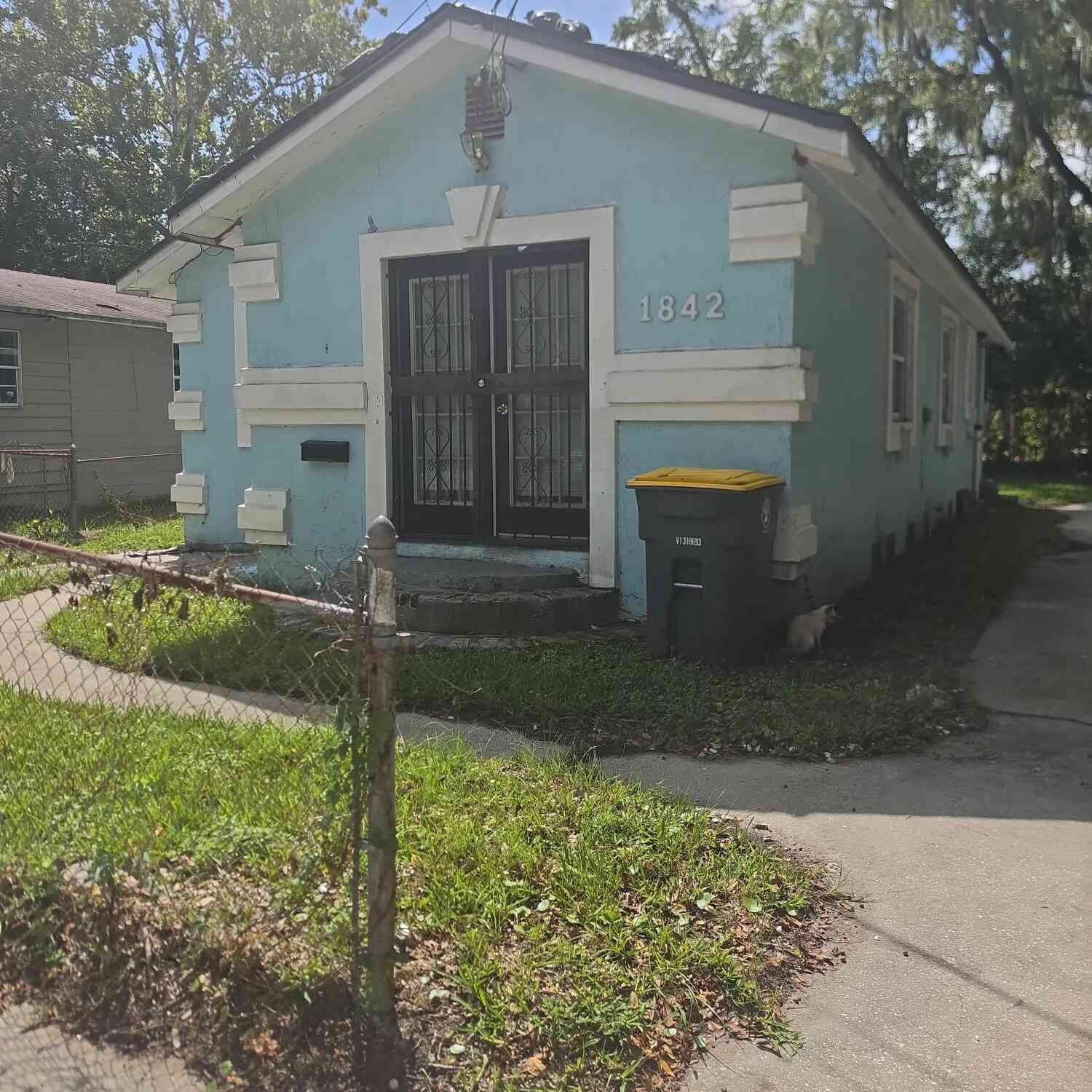 Homes For Sale - 1842 W 27th Street<br/> Jacksonville, FL 32209