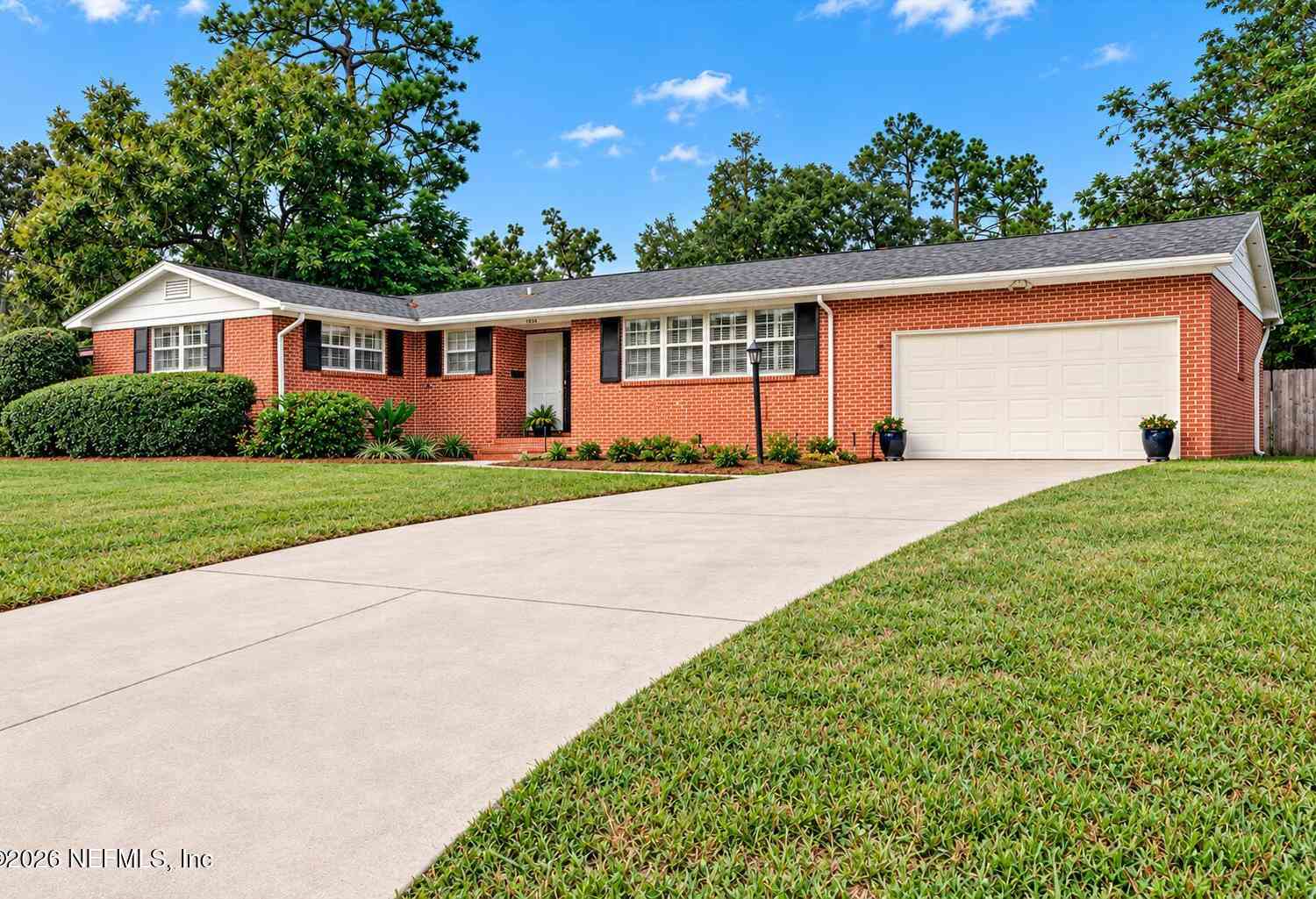 Homes For Sale - 1834 Memory Lane<br/> Duval County, Jacksonville, FL 32210