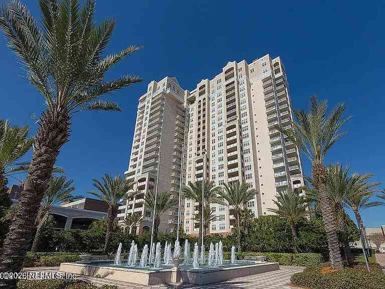 Condo For Rent - 400 E Bay Street #1705<br/> Jacksonville, FL 32202