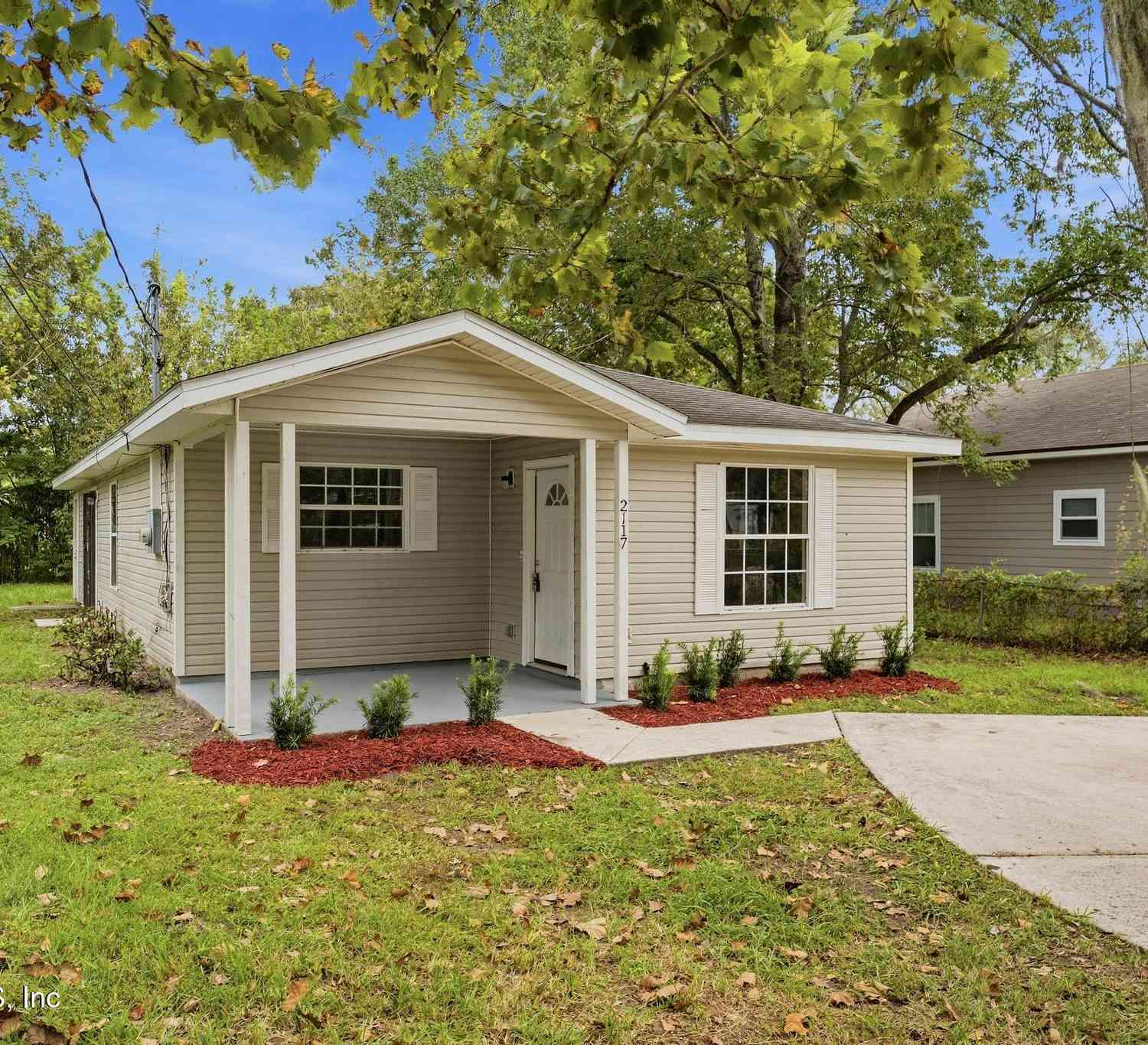 Homes For Rent - 2117 W 39th Street<br/> Jacksonville, FL 32209