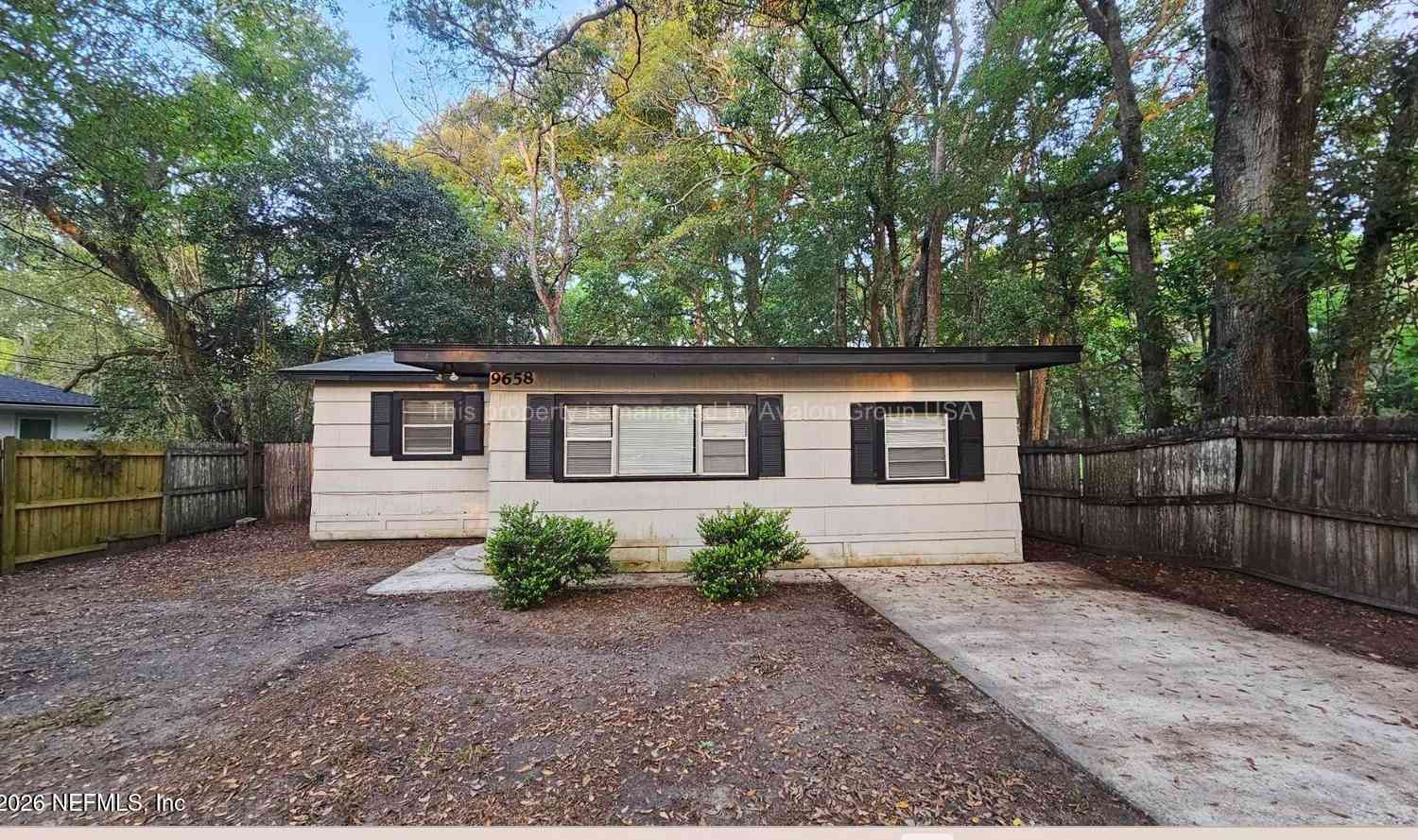 Homes For Sale - 9658 Gibson Avenue<br/> Jacksonville, FL 32208