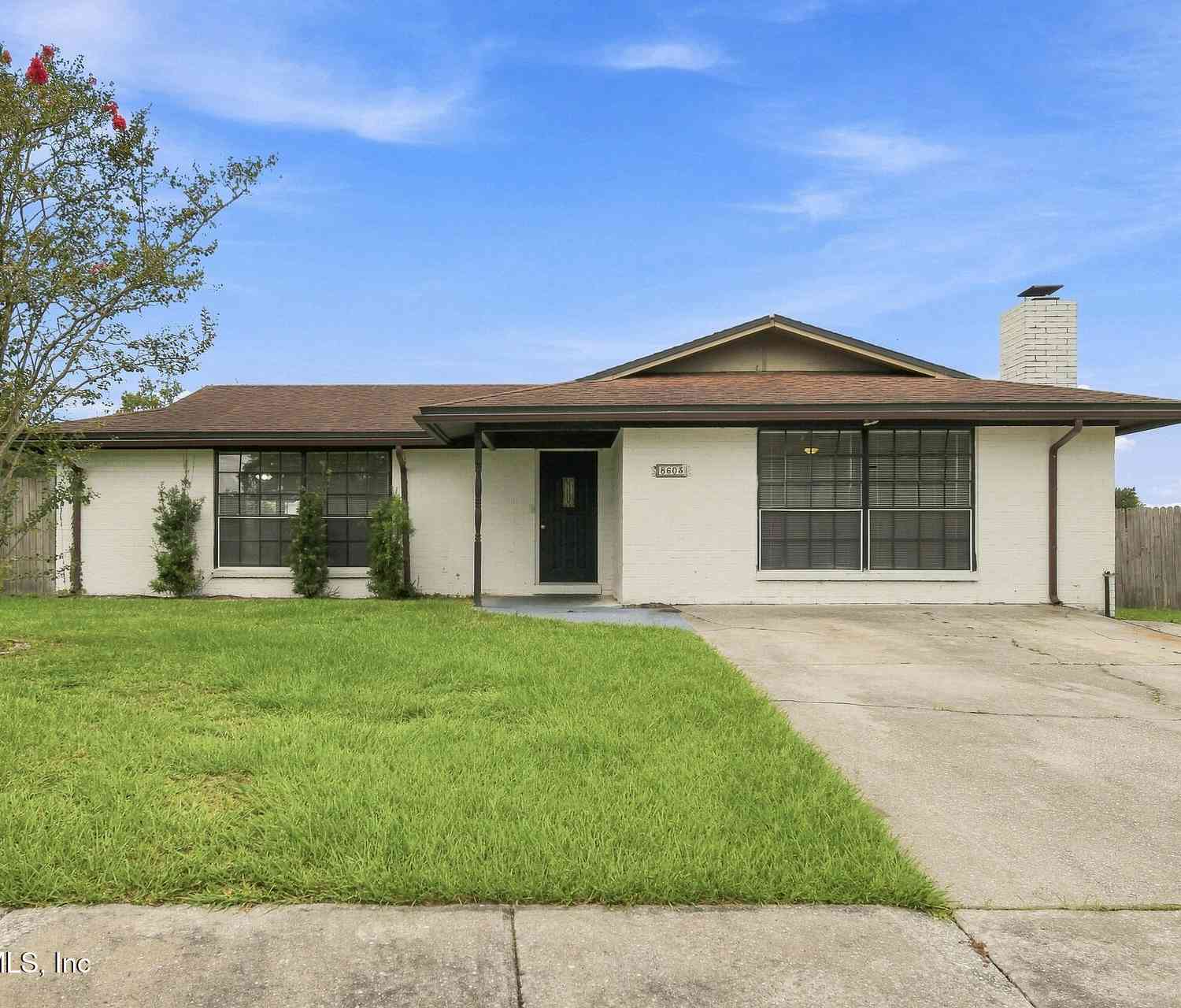 Homes For Sale - 8603 Hammondwood Road<br/> Jacksonville, FL 32221