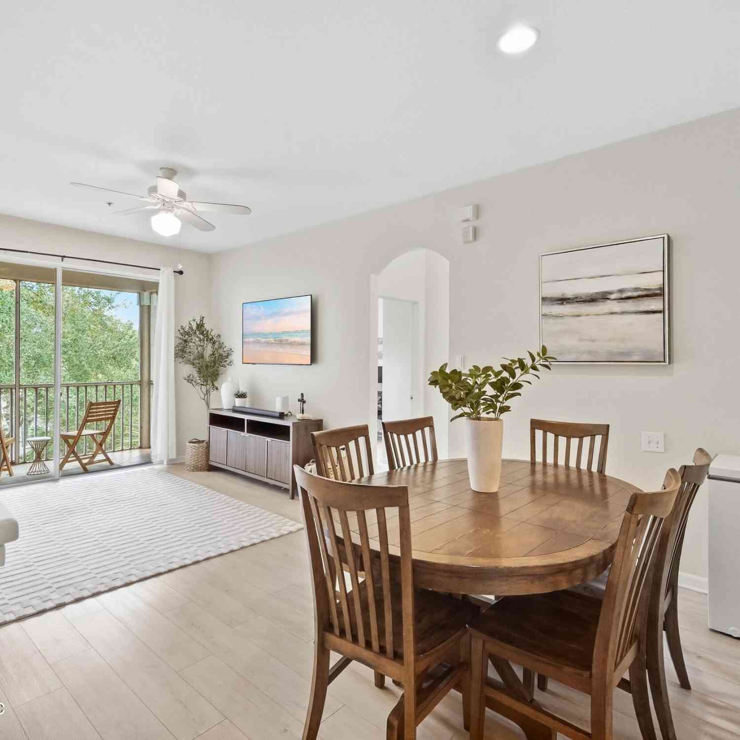 Condo For Sale - 10550 Baymeadows Road #413<br/> Jacksonville, FL 32256