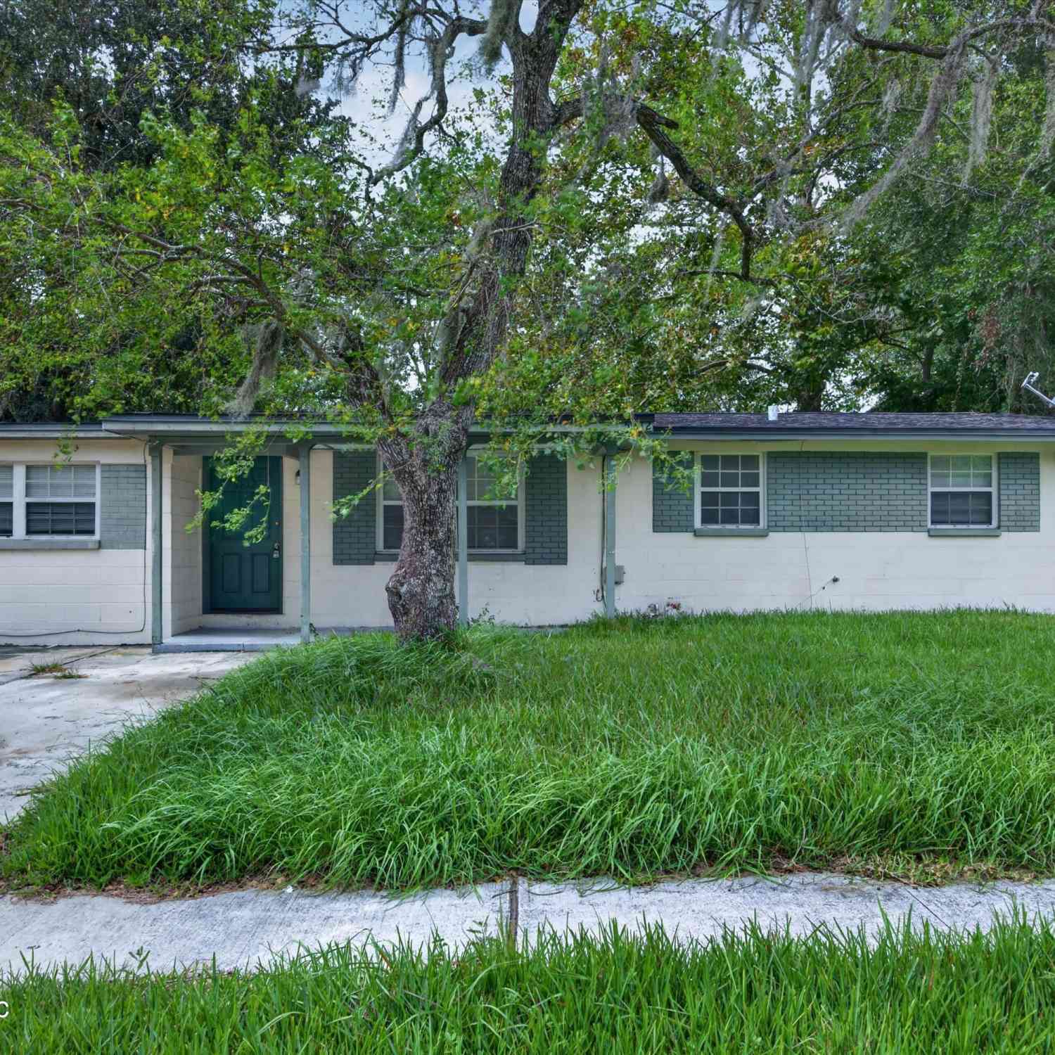 Homes For Rent - 5812 Tampico Road<br/> Jacksonville, FL 32244