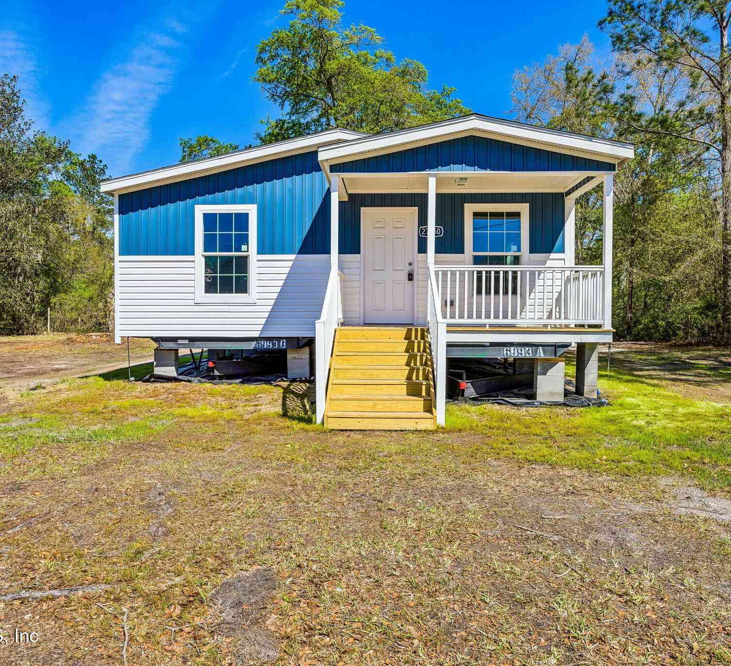 Mobile Home For Sale - 27585 W Fourth Avenue<br/> Hilliard, FL 32046
